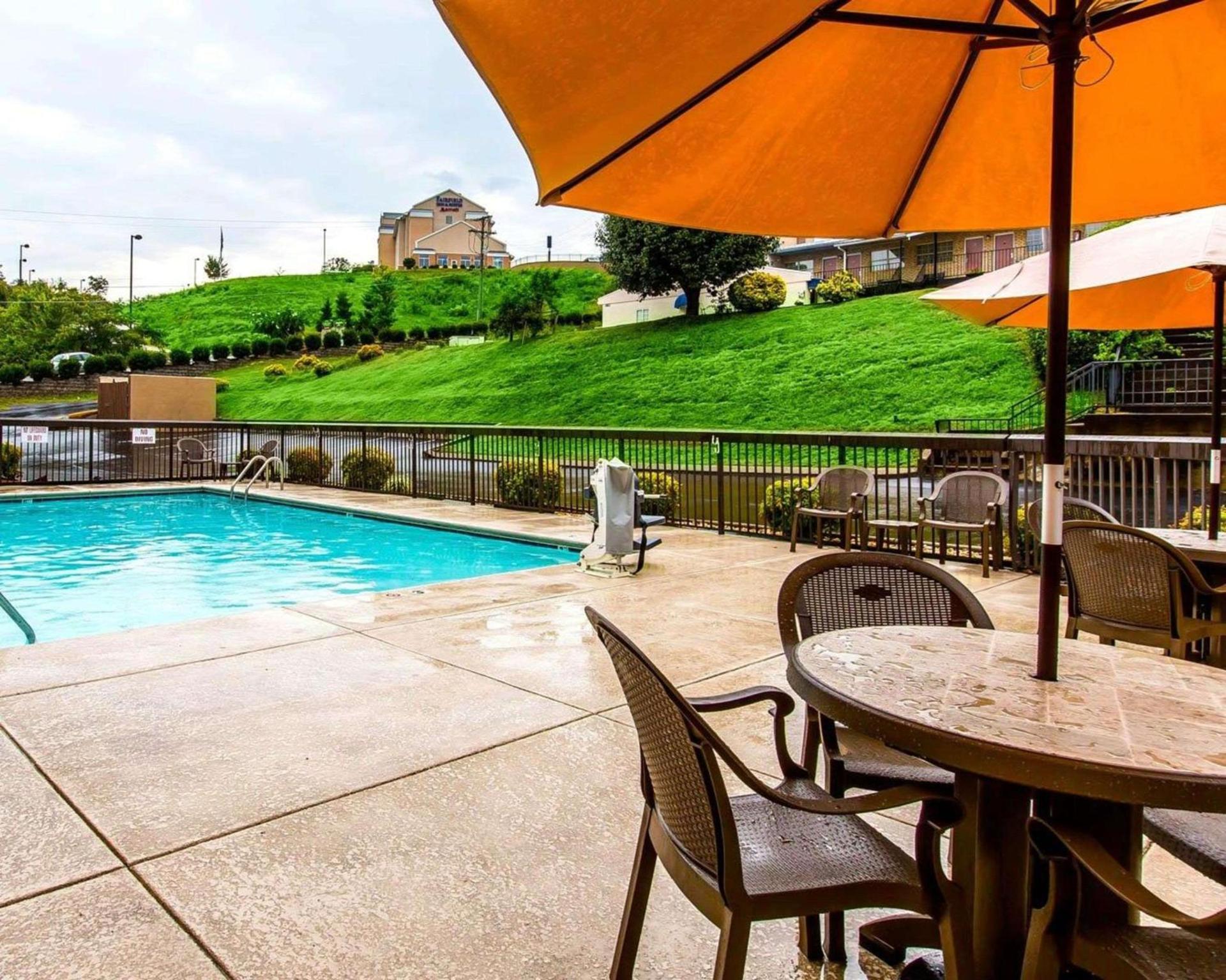 Clarion Inn near Lookout Mountain photo 19