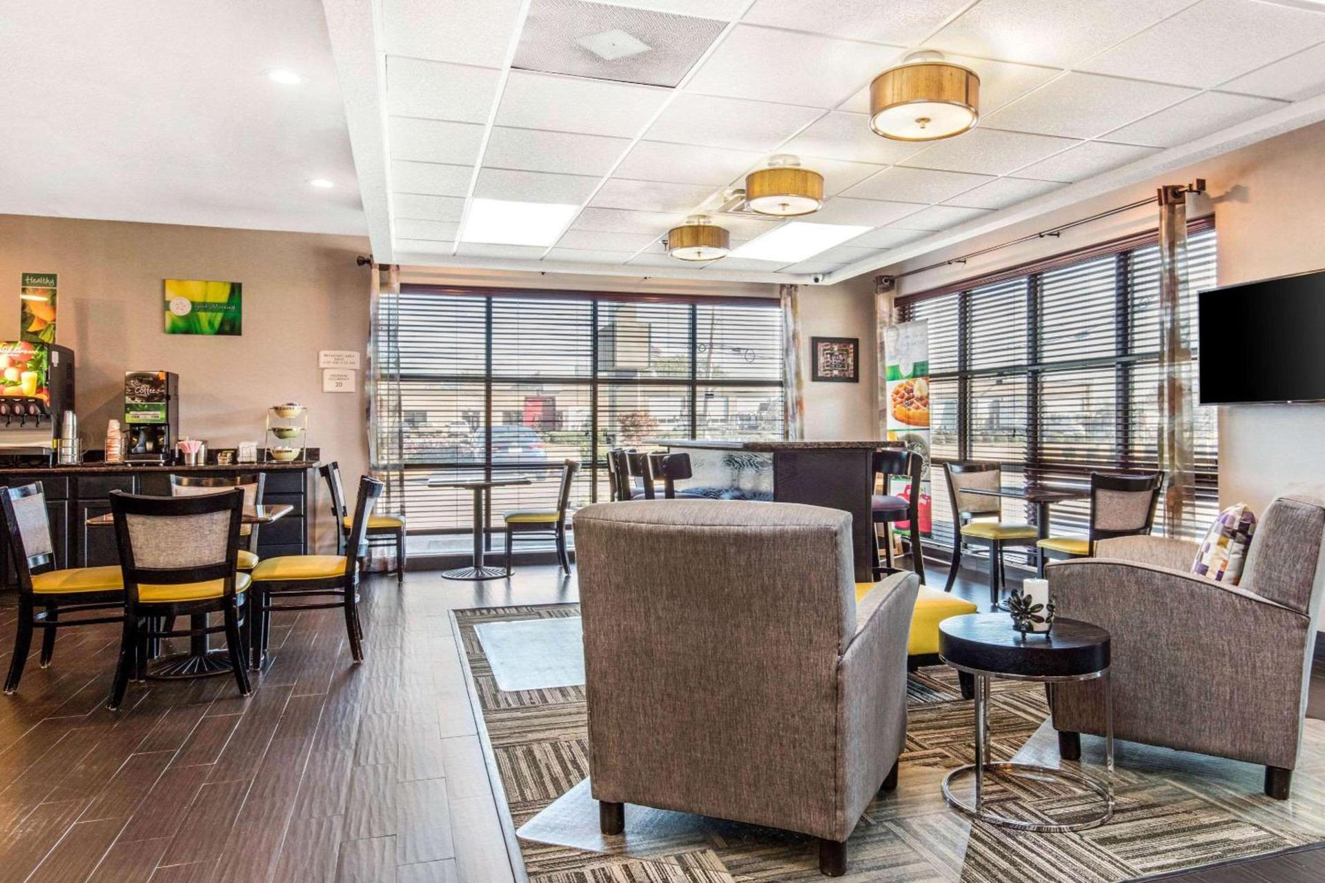 Quality Inn Memphis Airport photo 26