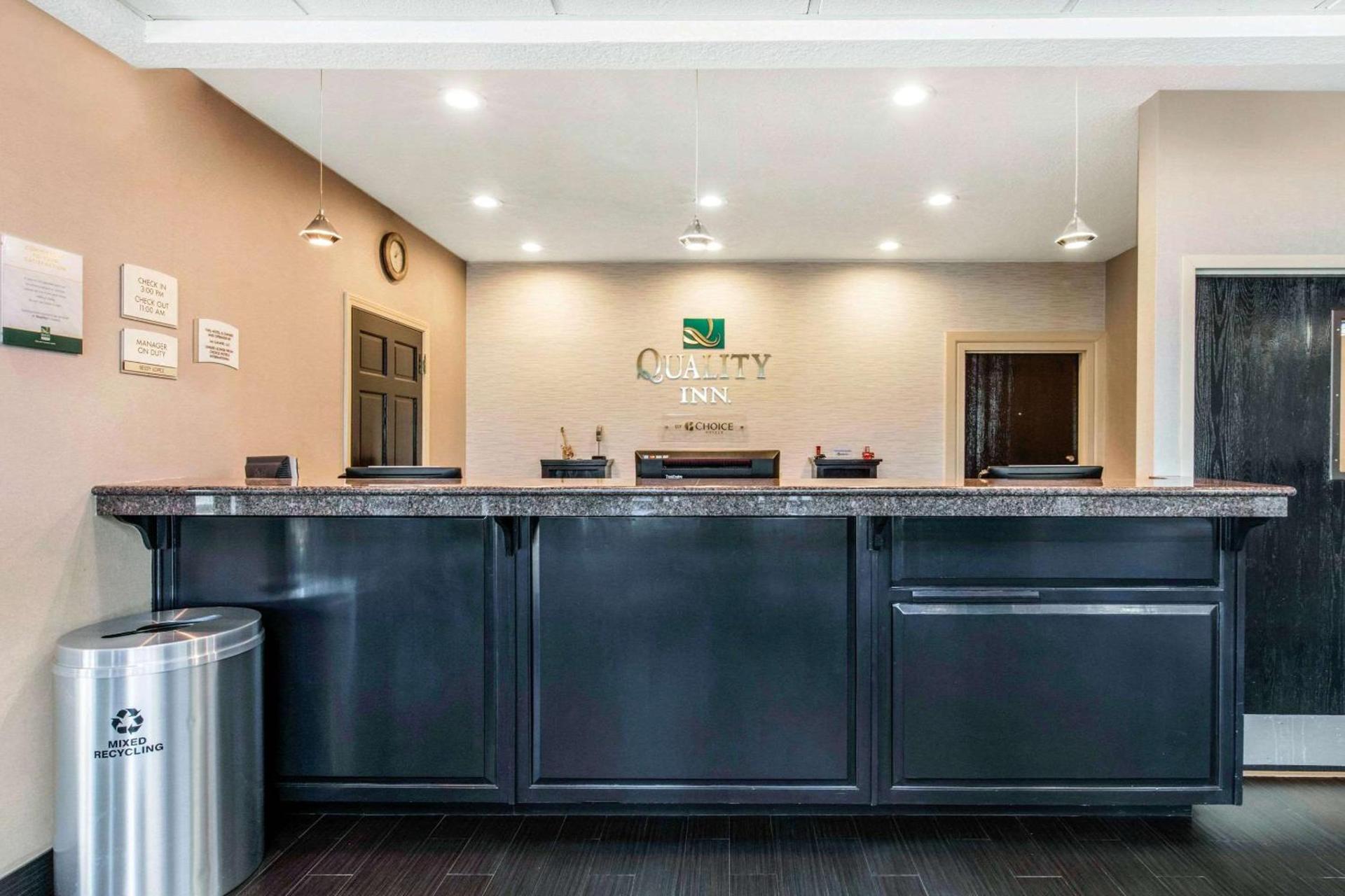 Quality Inn Memphis Airport photo 16