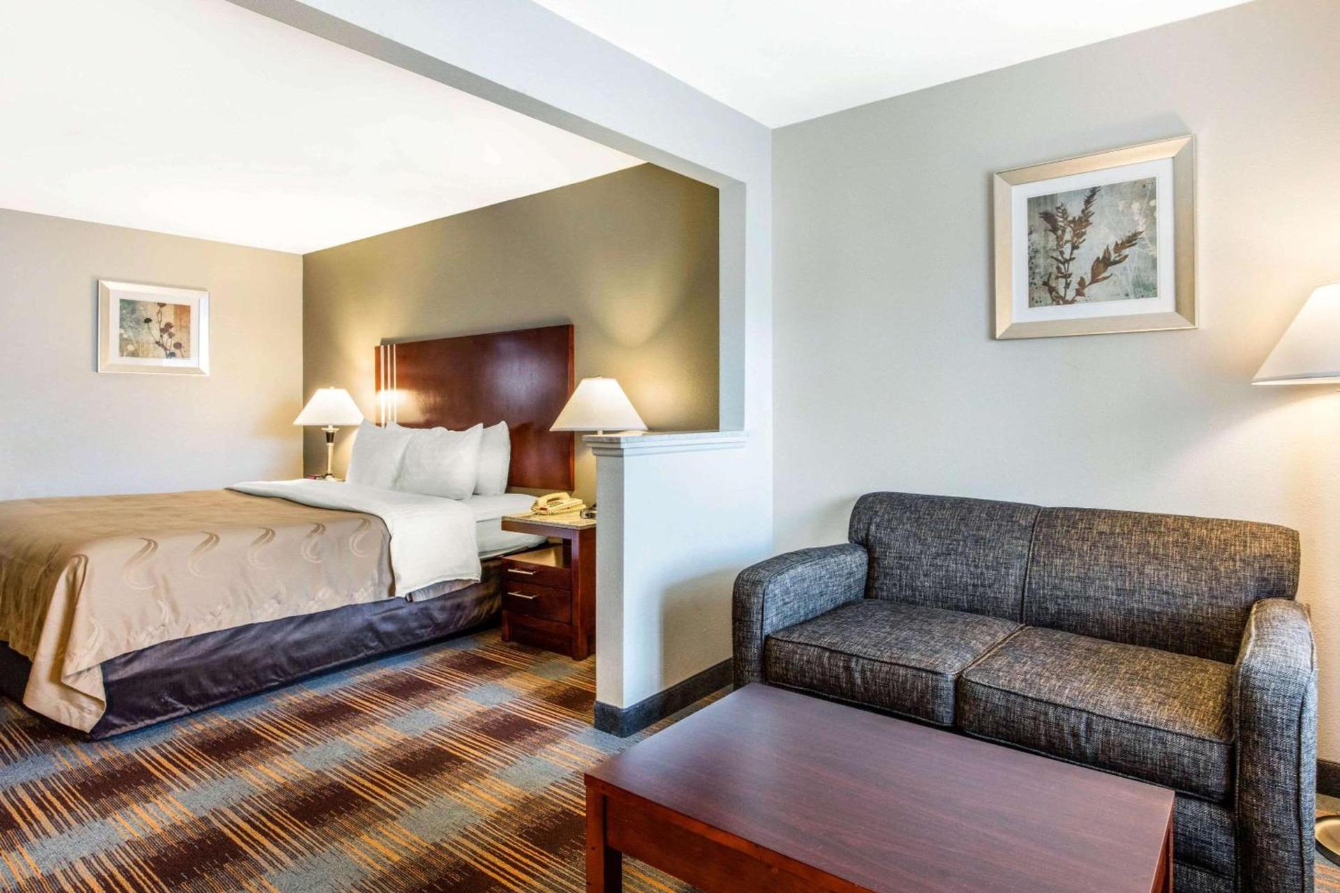 Quality Inn Memphis Airport photo 13