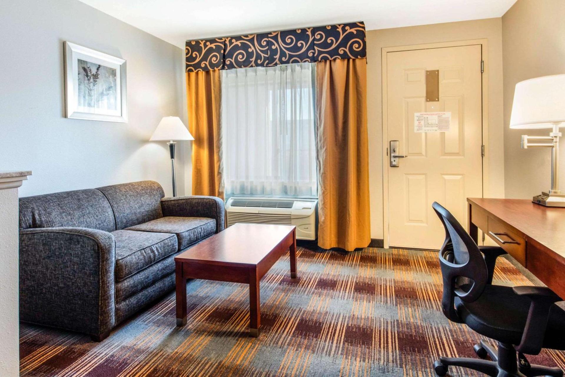 Quality Inn Memphis Airport photo 12