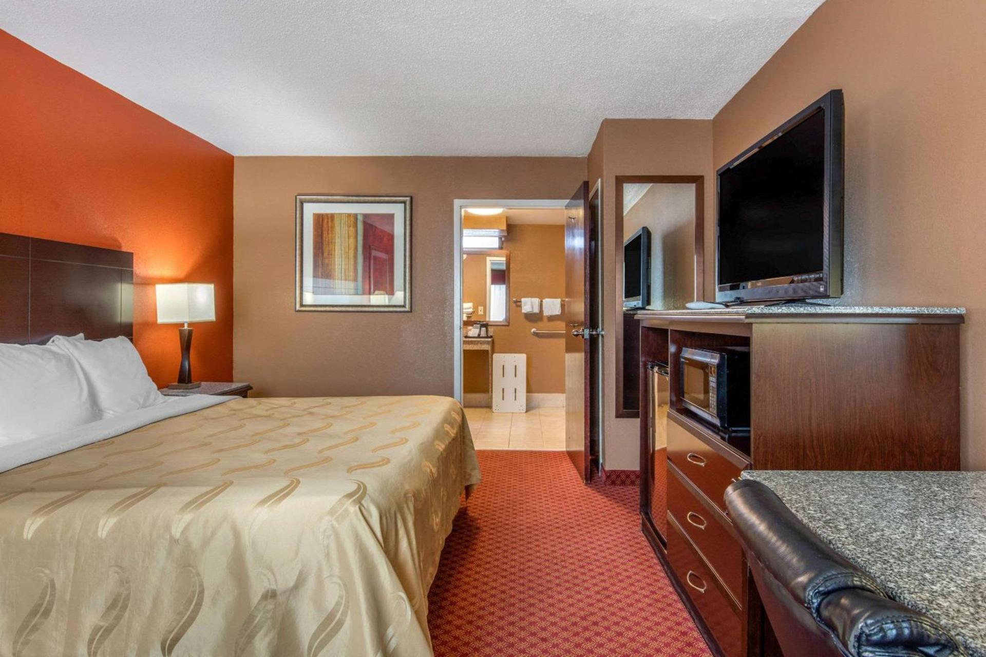 Quality Inn Kingston Springs photo 9