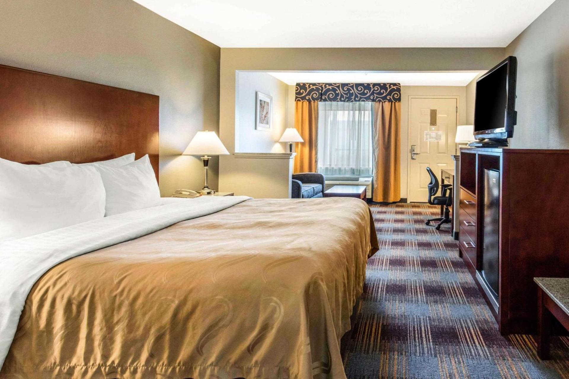 Quality Inn Memphis Airport photo 2