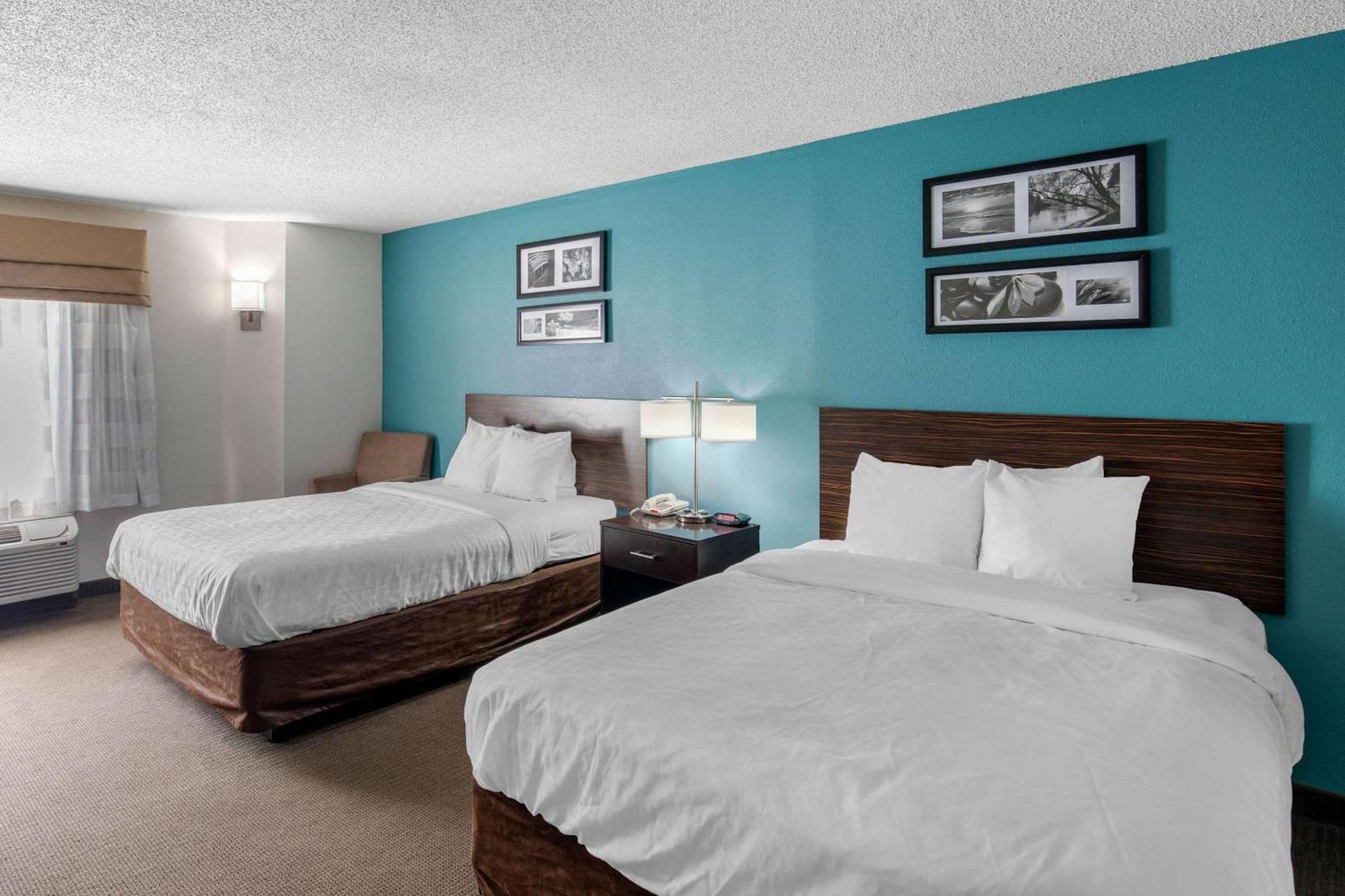 Clarion Inn & Suites DFW North photo 17
