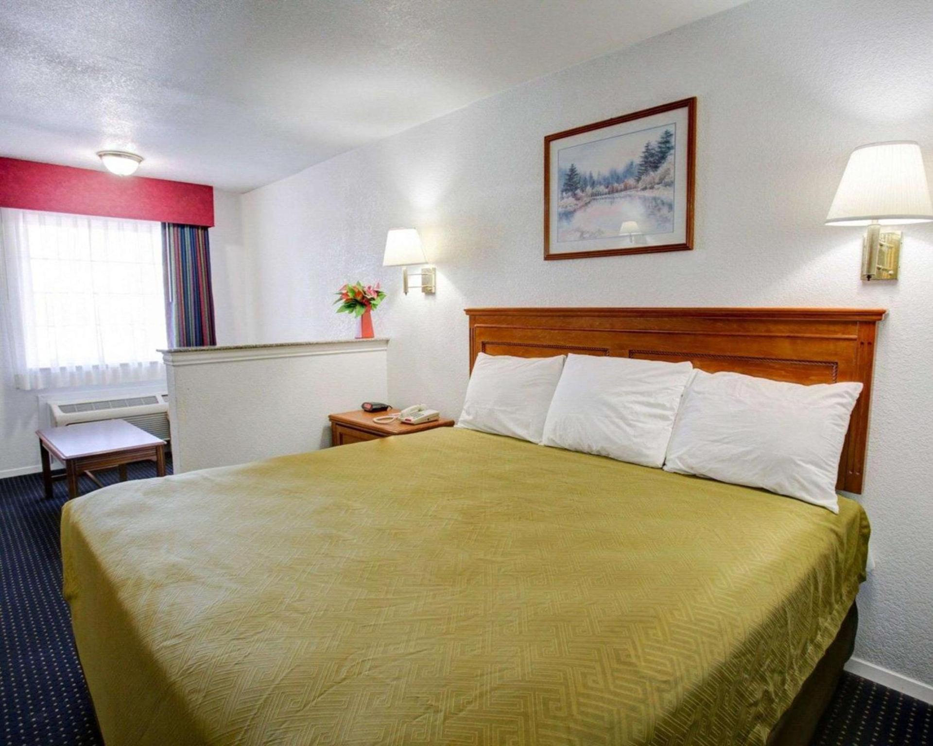 Econo Lodge Temple photo 29