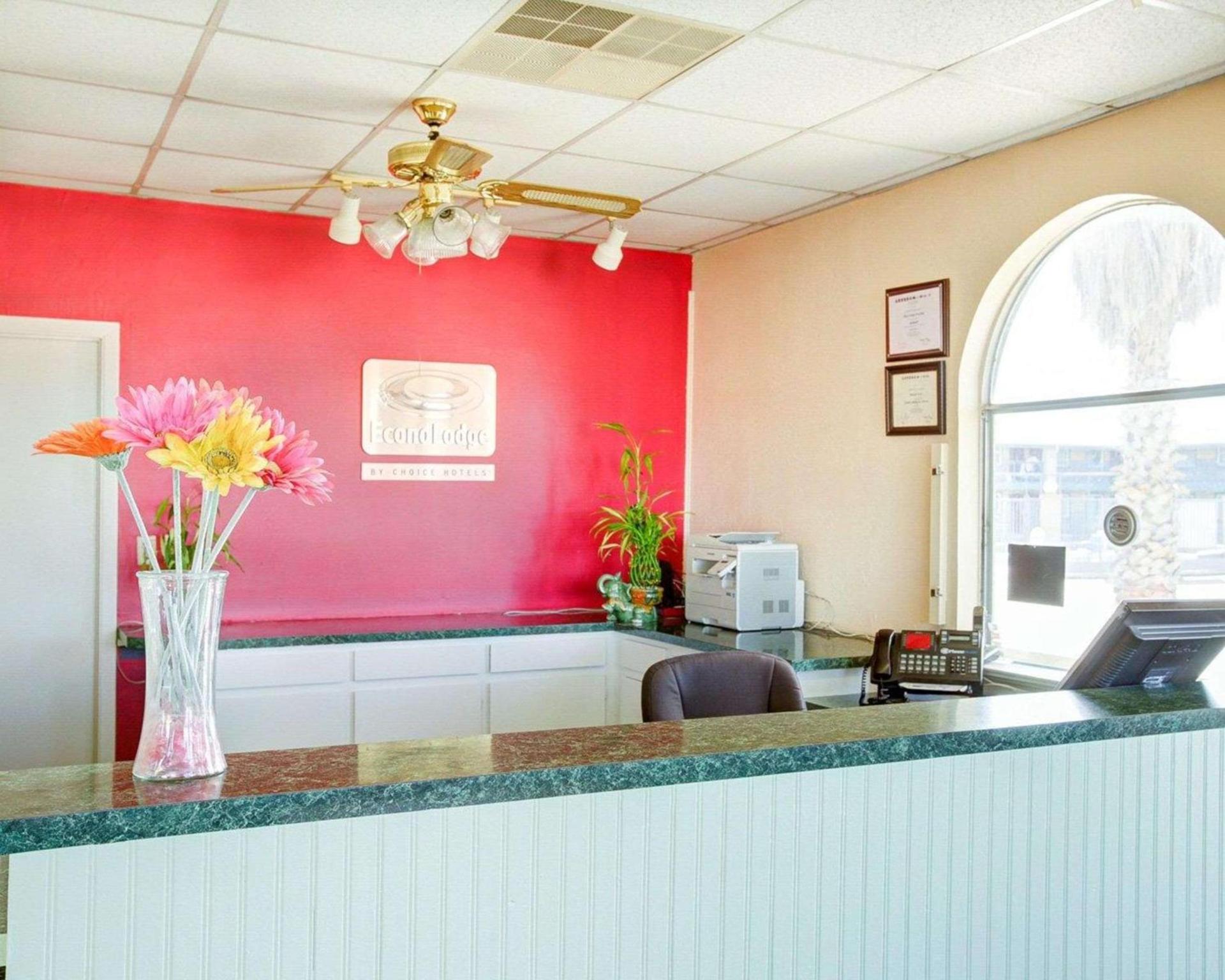 Econo Lodge Temple photo 23