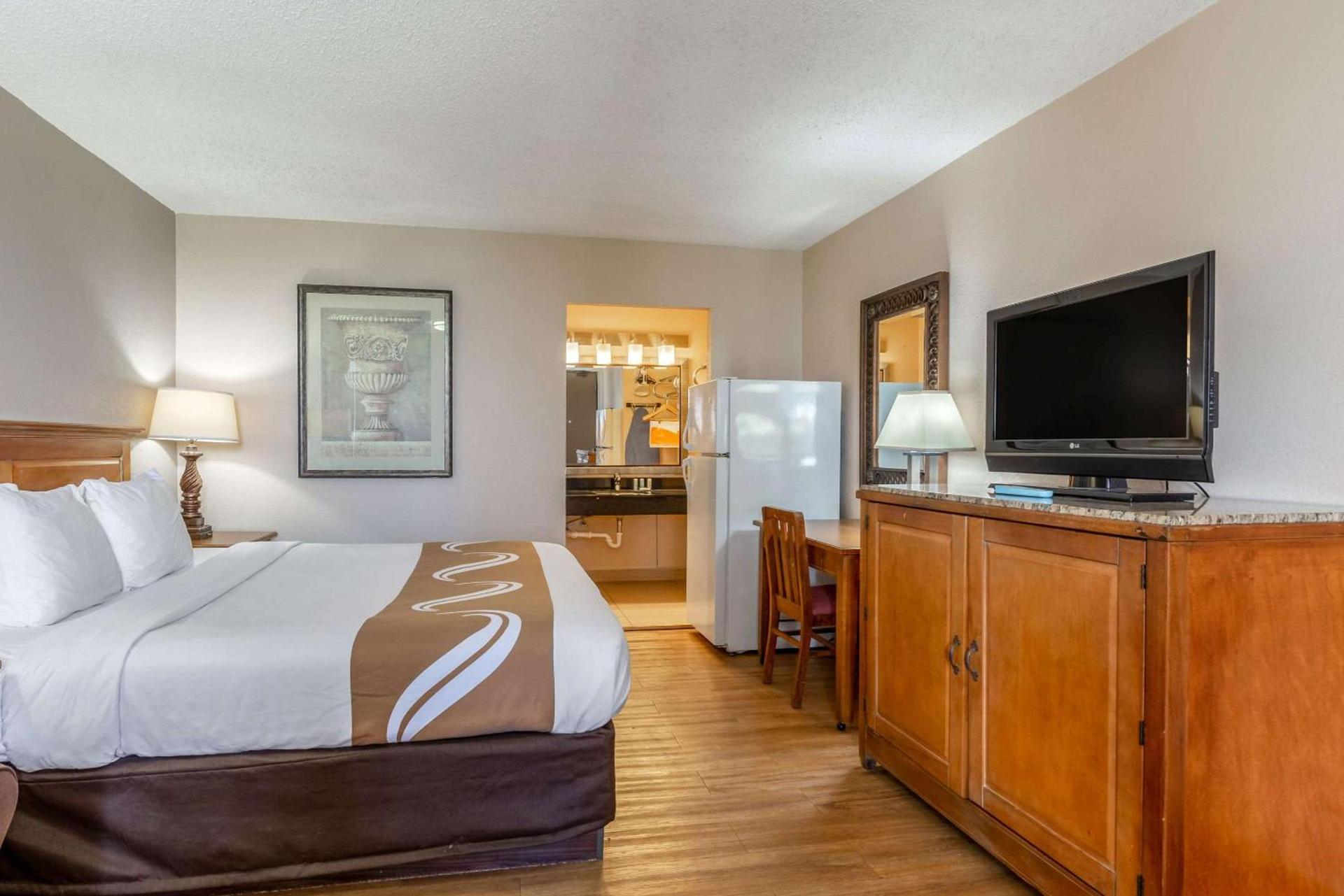 Quality Inn Pasadena - Houston East photo 17