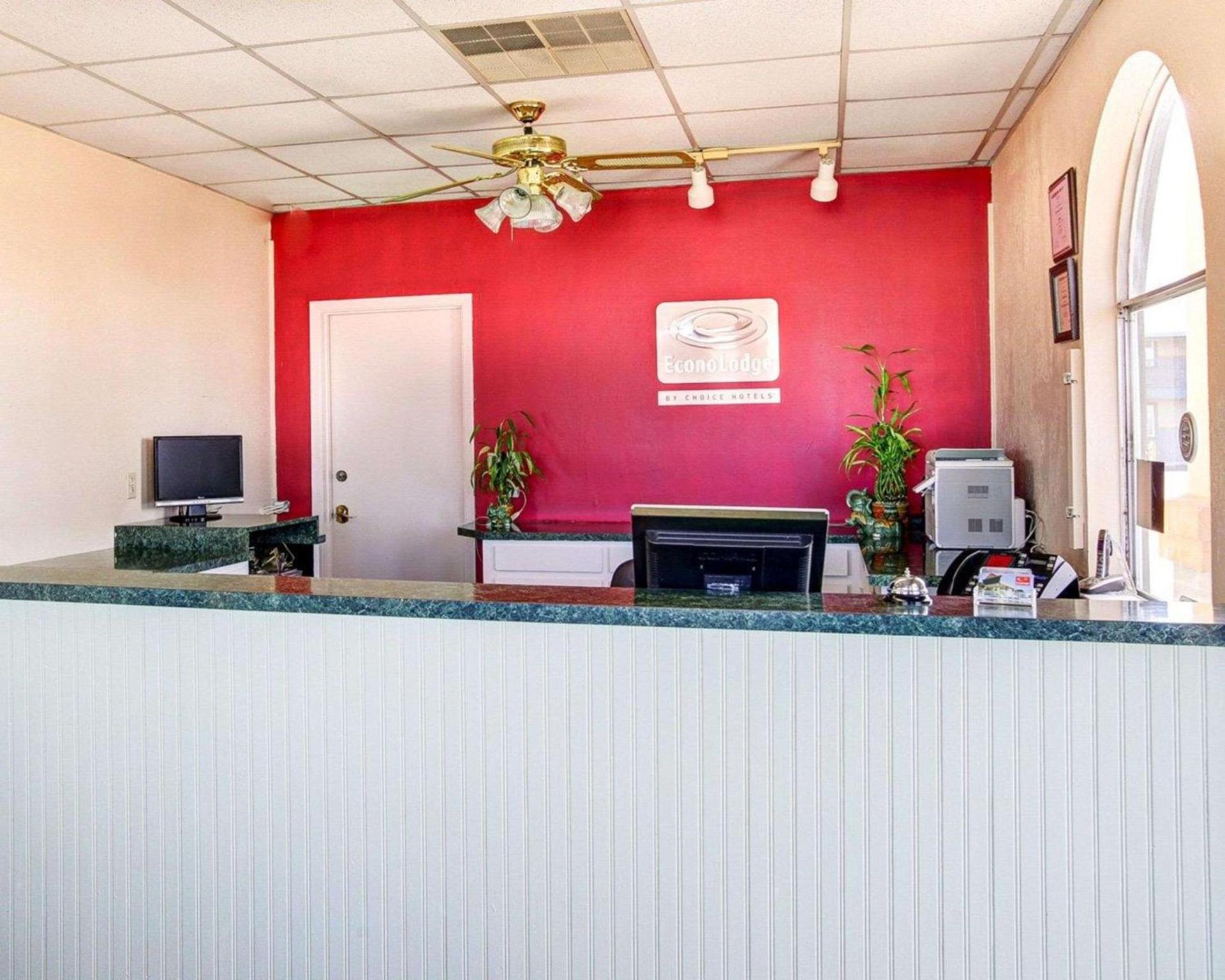 Econo Lodge Temple photo 15