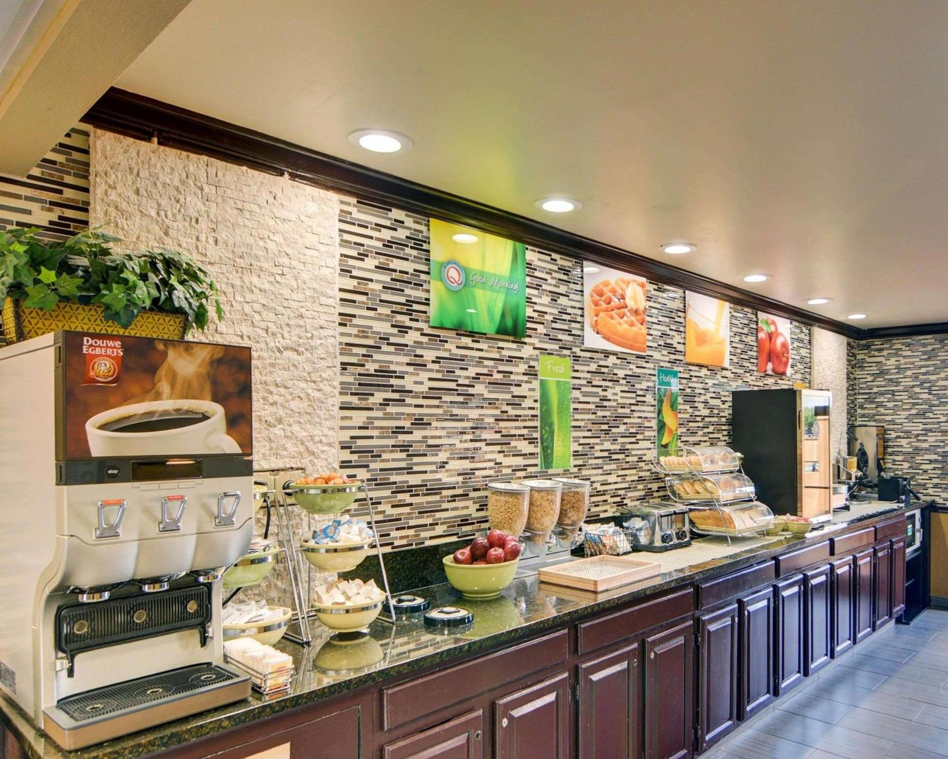 Quality Inn DFW Airport North photo 26