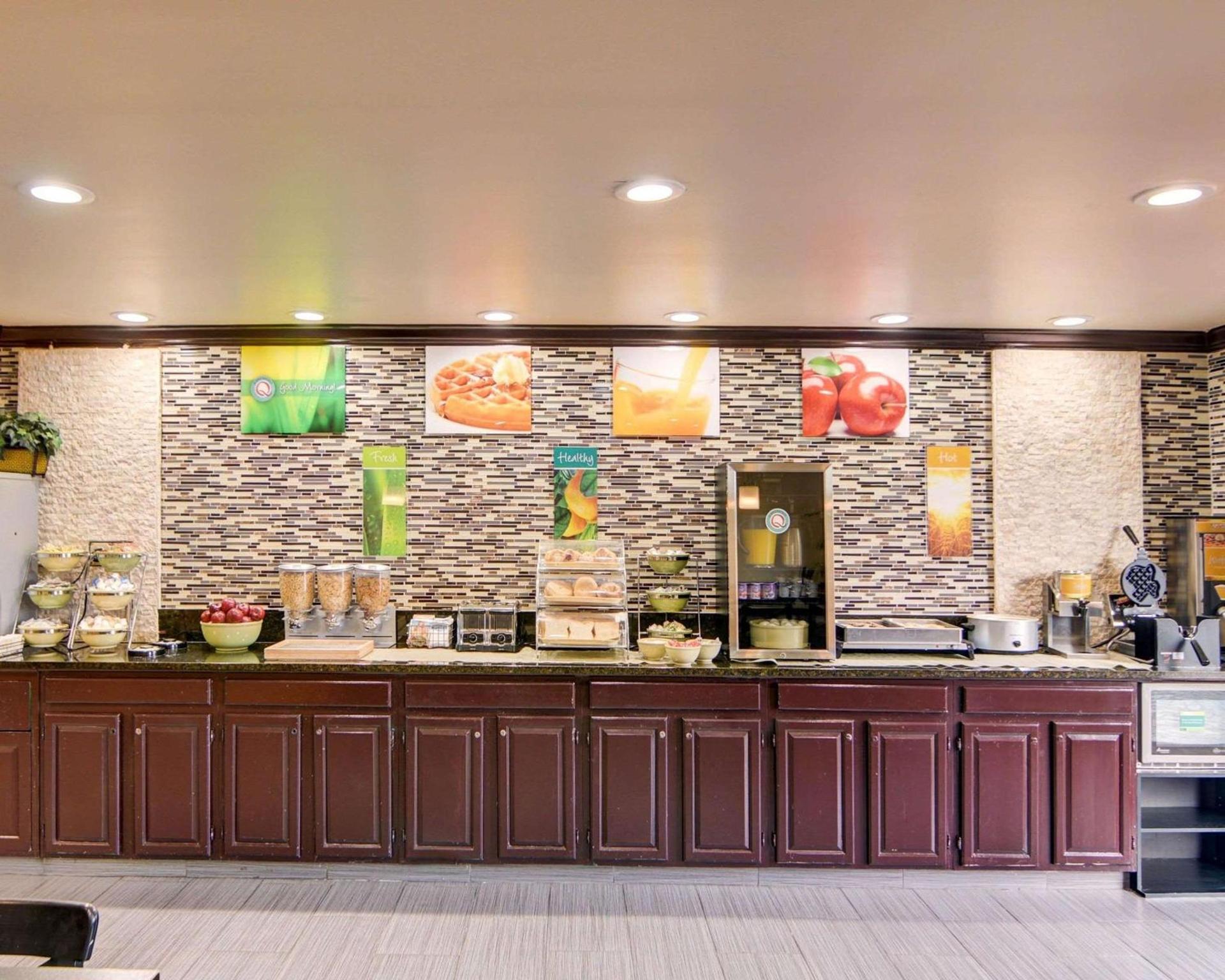 Quality Inn DFW Airport North photo 24