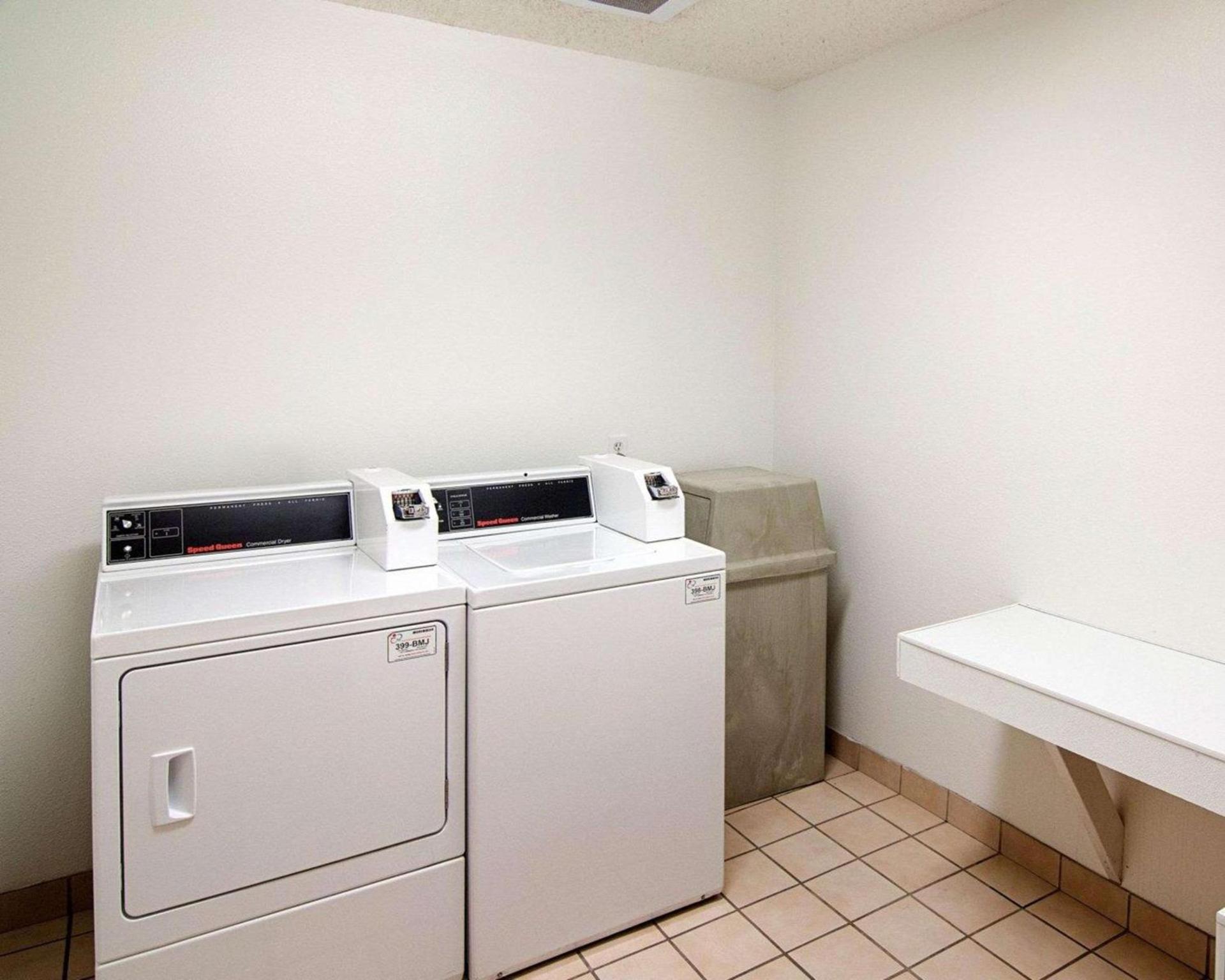 Quality Inn photo 33