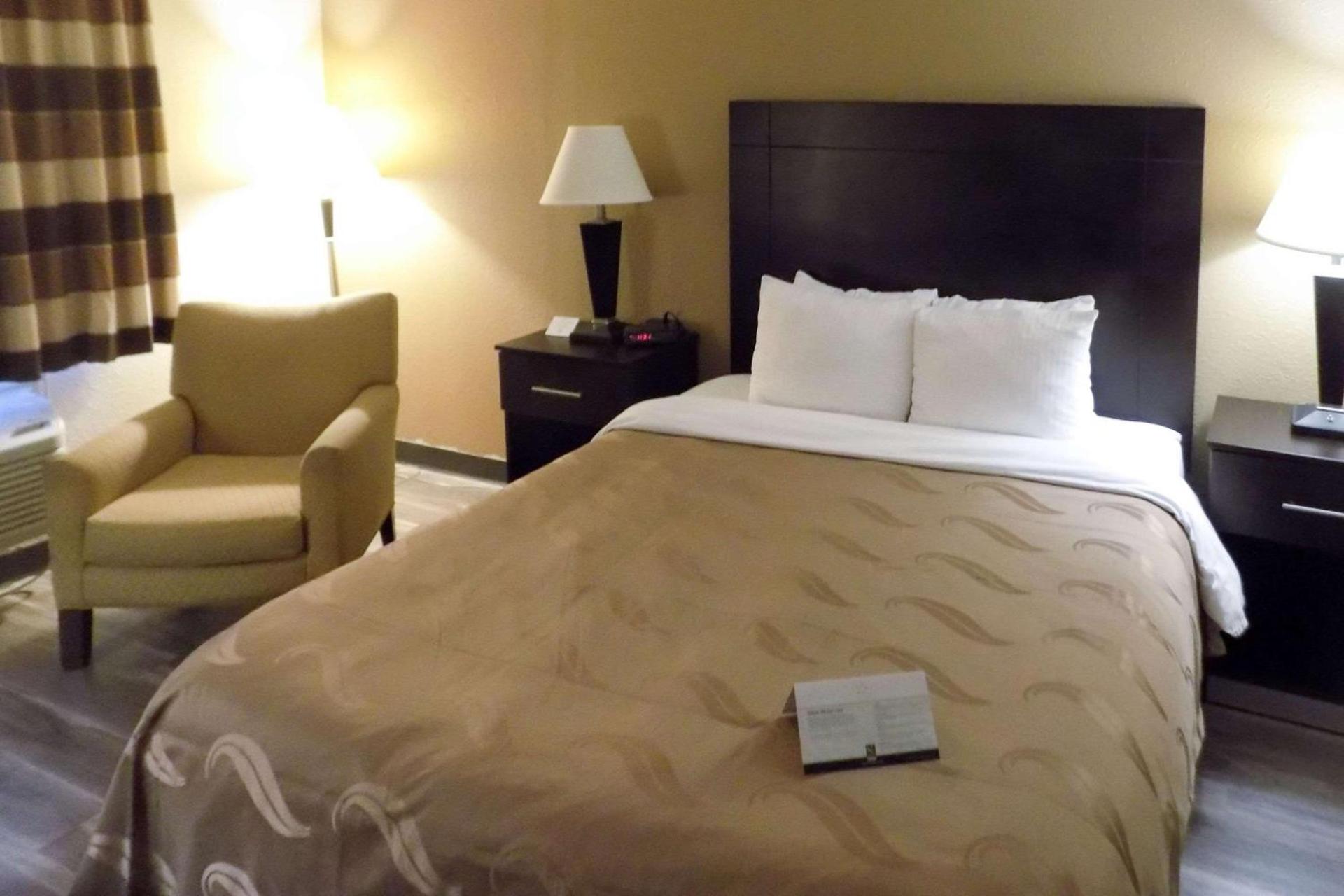 Quality Inn DFW Airport North photo 11