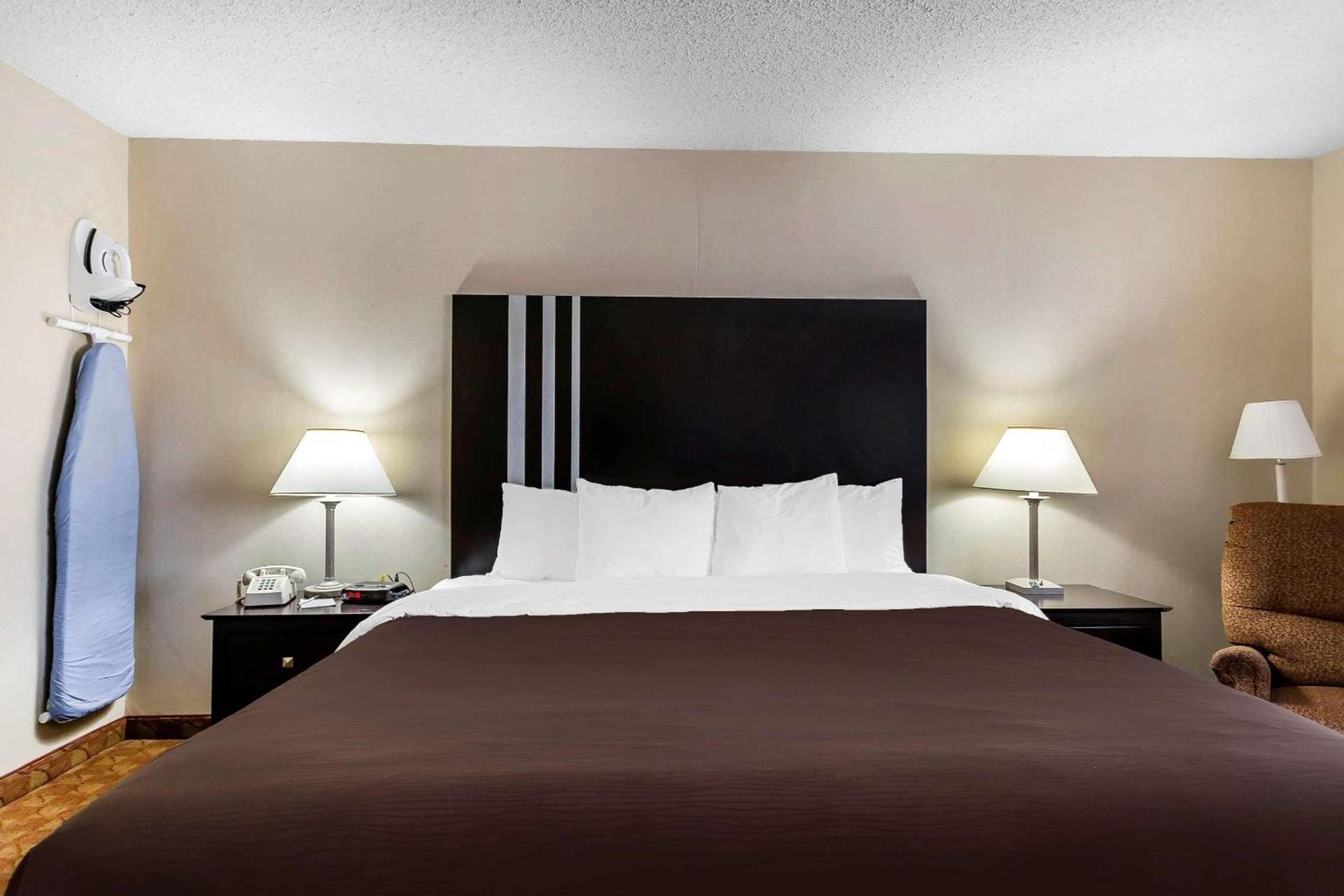 Quality Inn Dumas photo 13