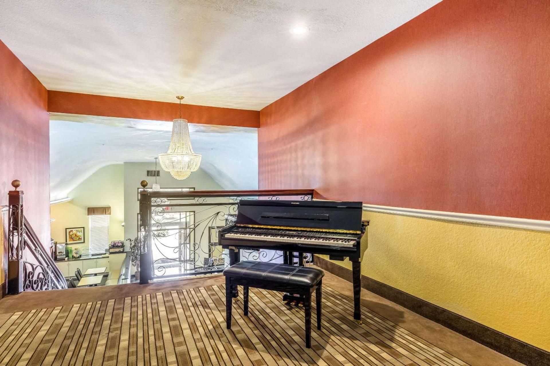 Studio 6 Suites Houston, TX - Spring photo 29