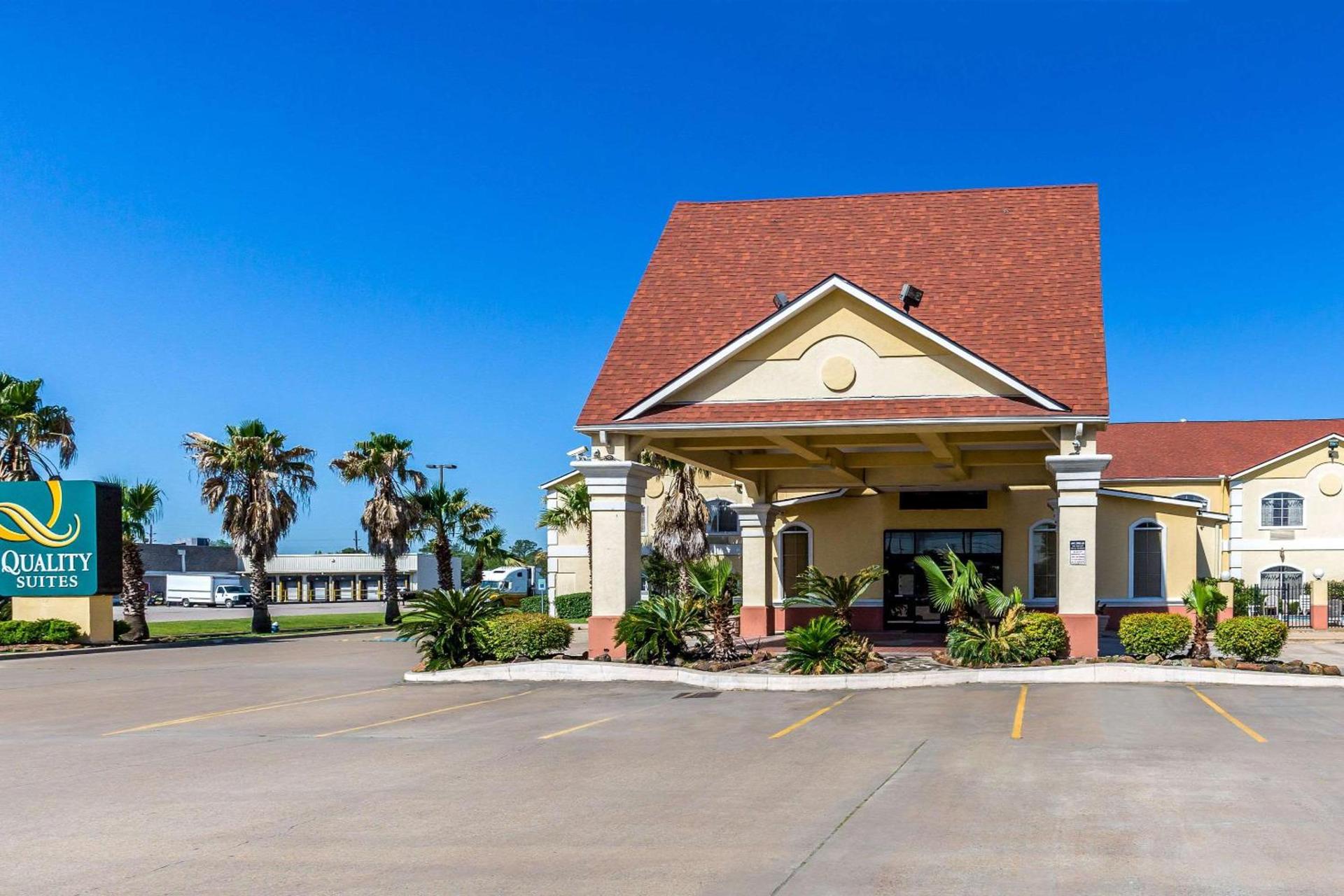 Studio 6 Suites Houston, TX - Spring photo 2