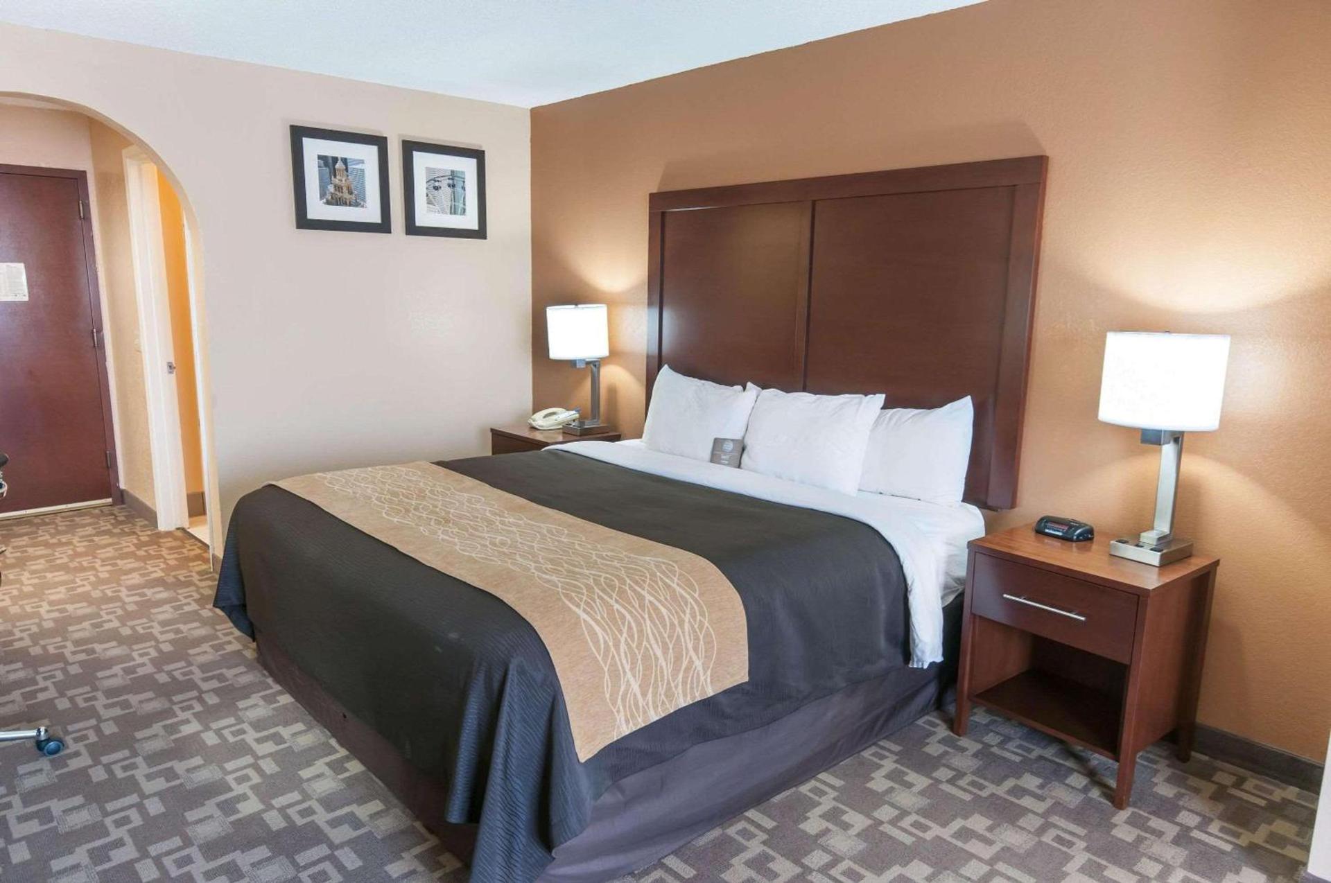 Comfort Inn North Conroe photo 25