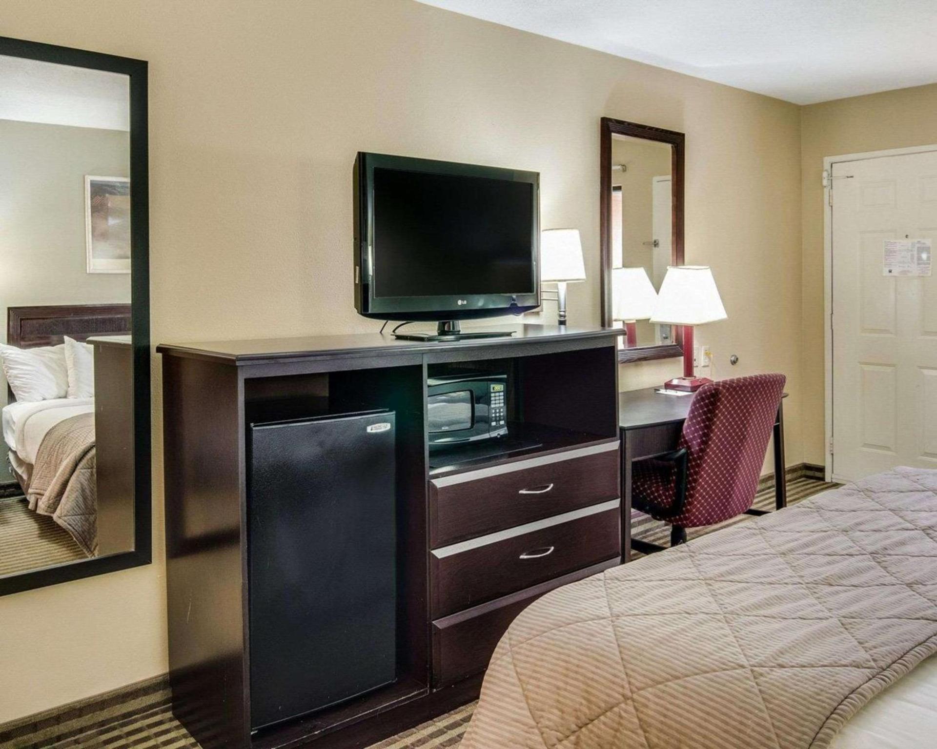 Quality Inn Mt Pleasant photo 13