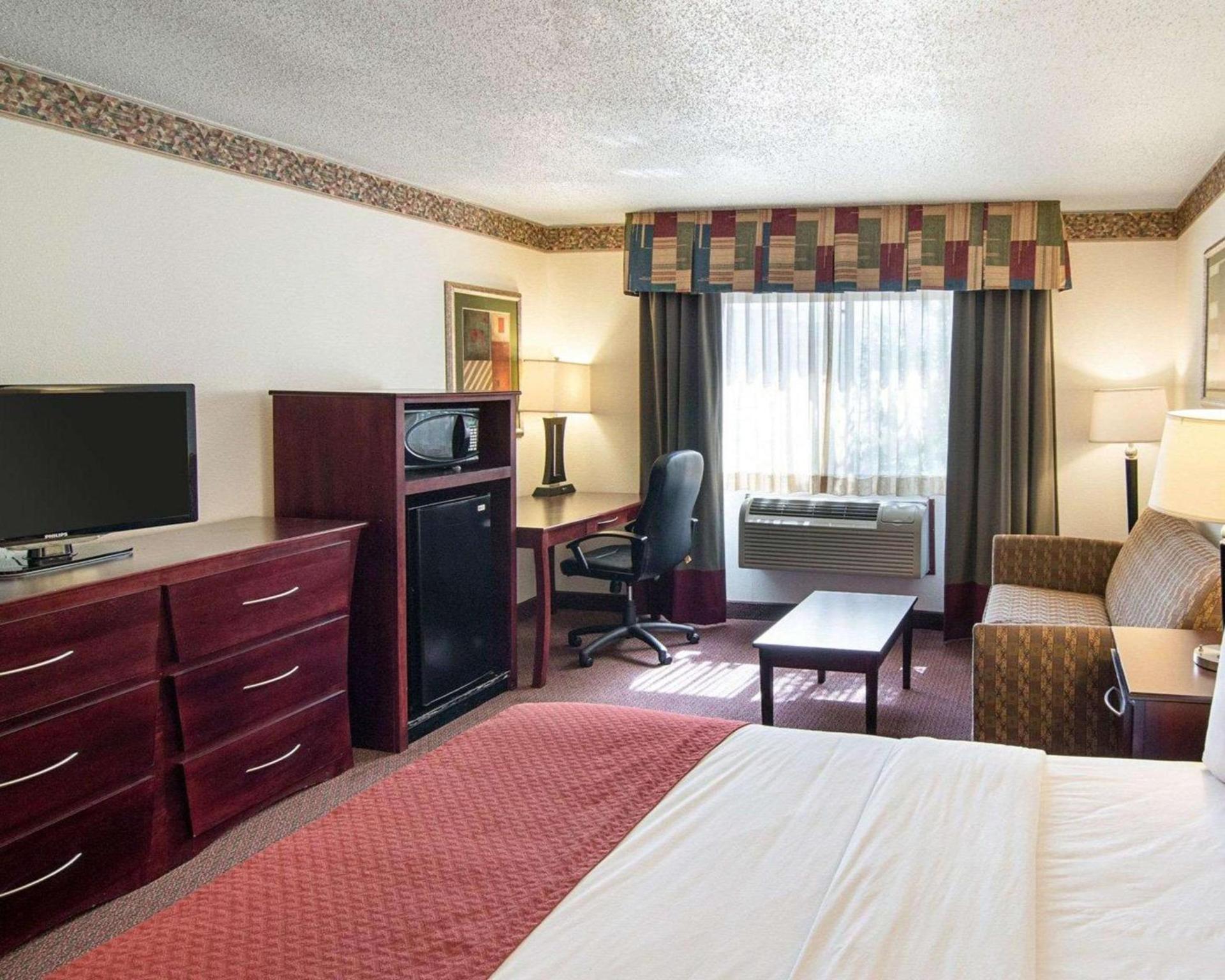 Quality Inn photo 20