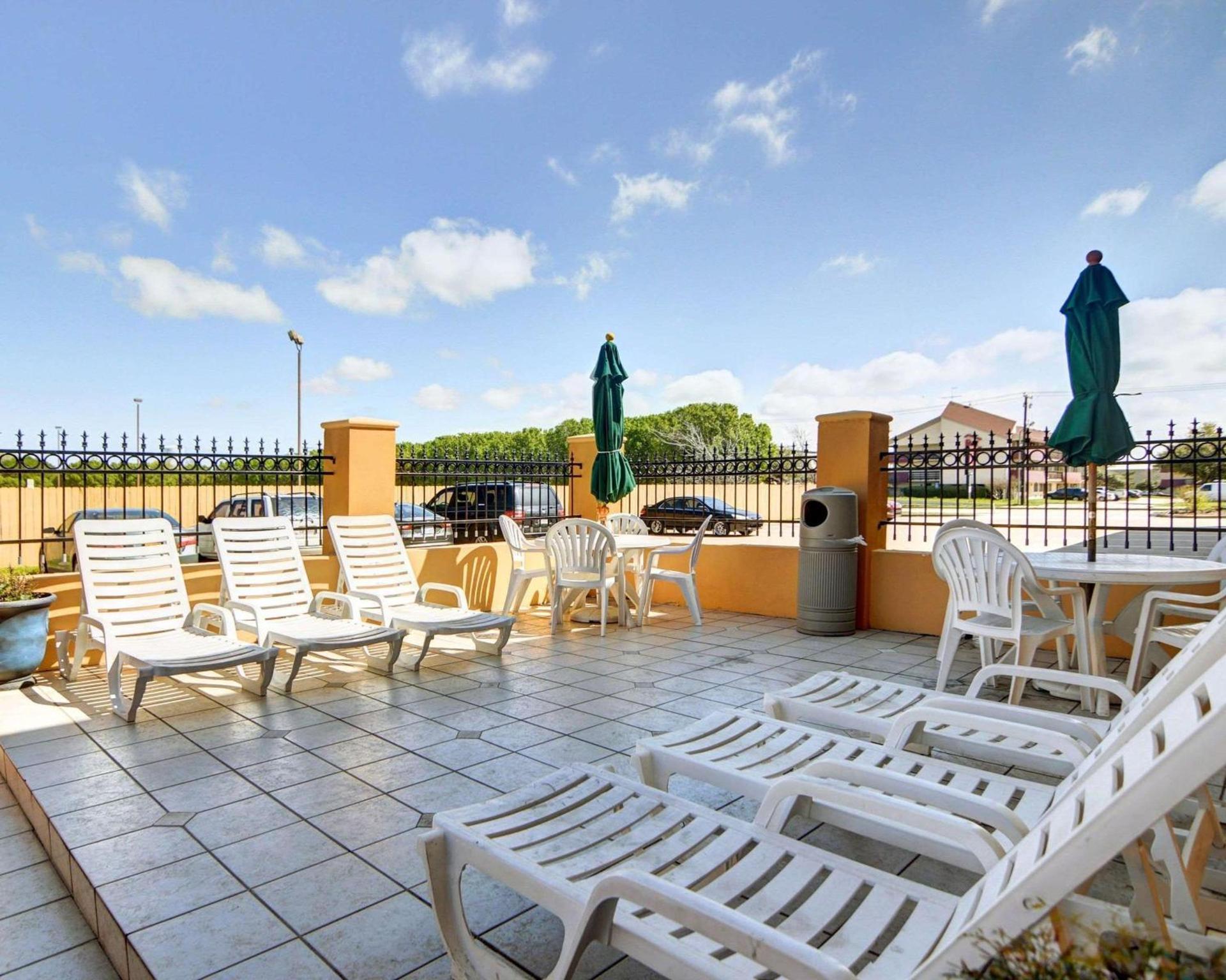 Quality Inn DFW Airport North photo 20