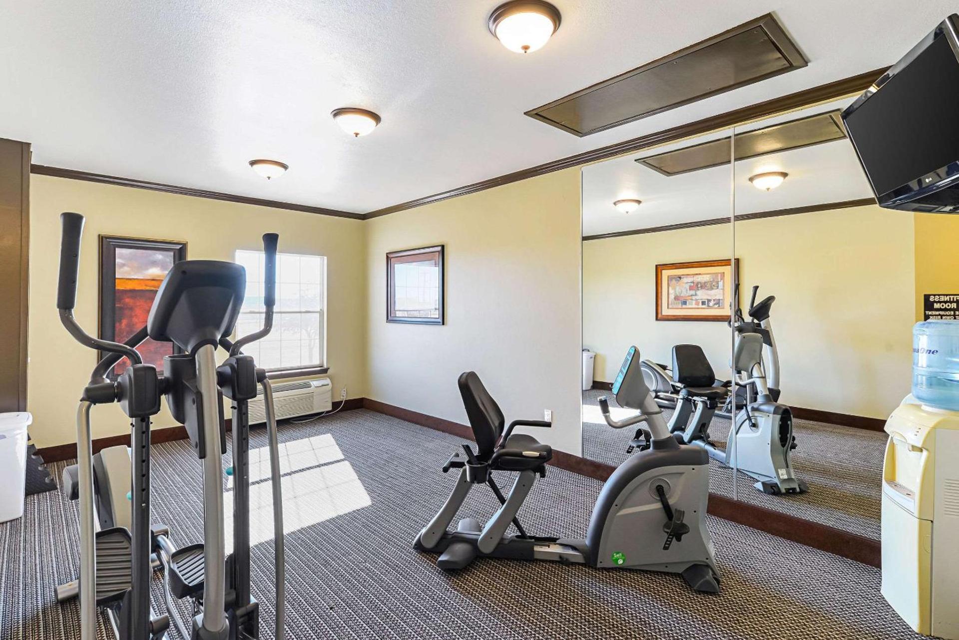 Quality Inn & Suites Lubbock South photo 32