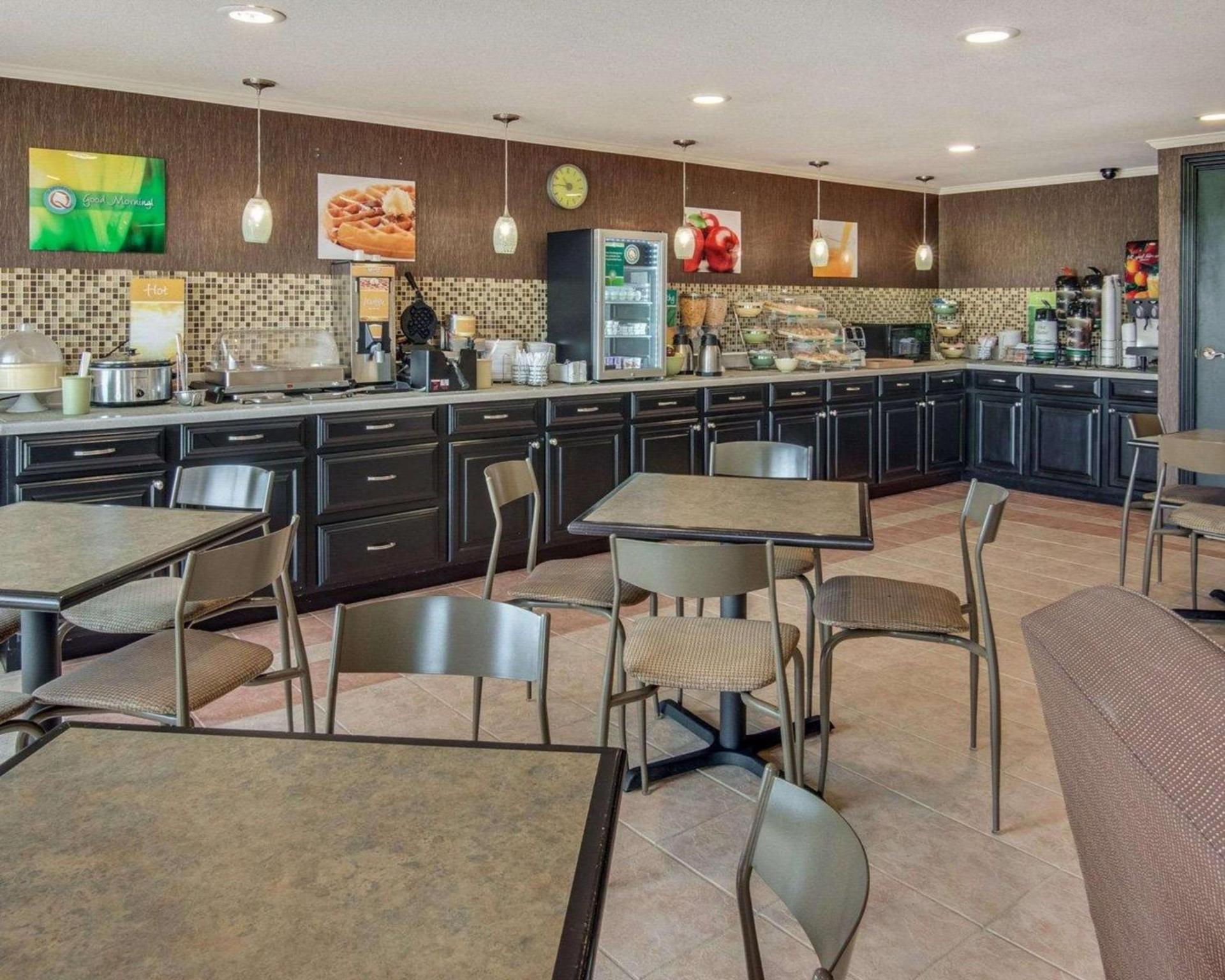 Quality Inn Mt Pleasant photo 8