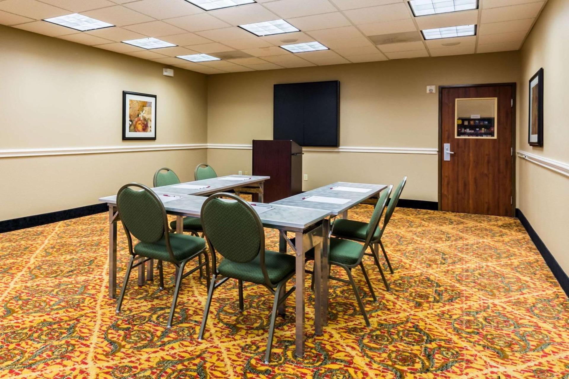 Comfort Suites Westchase Houston Energy Corridor photo 18