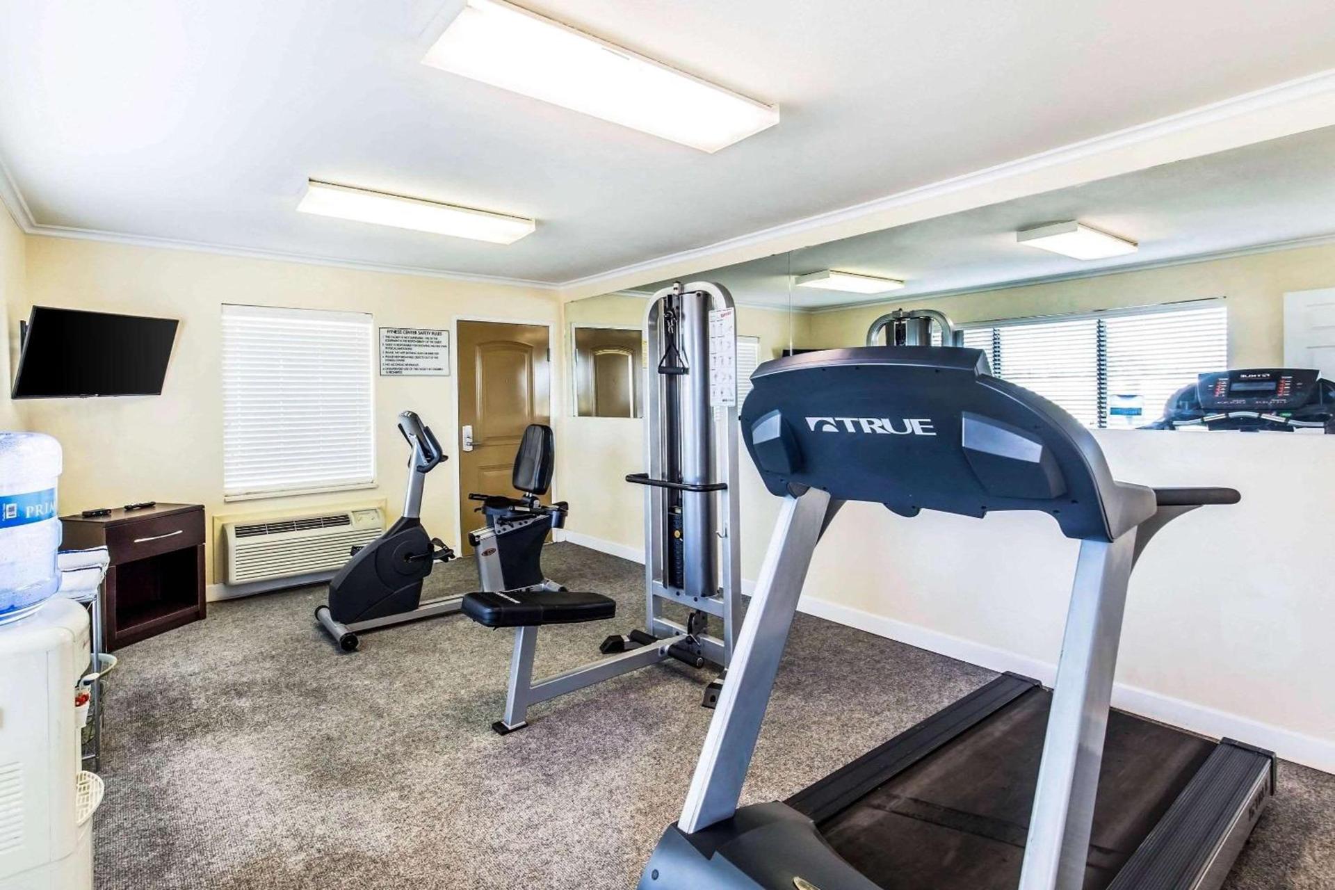 Quality Inn & Suites photo 20