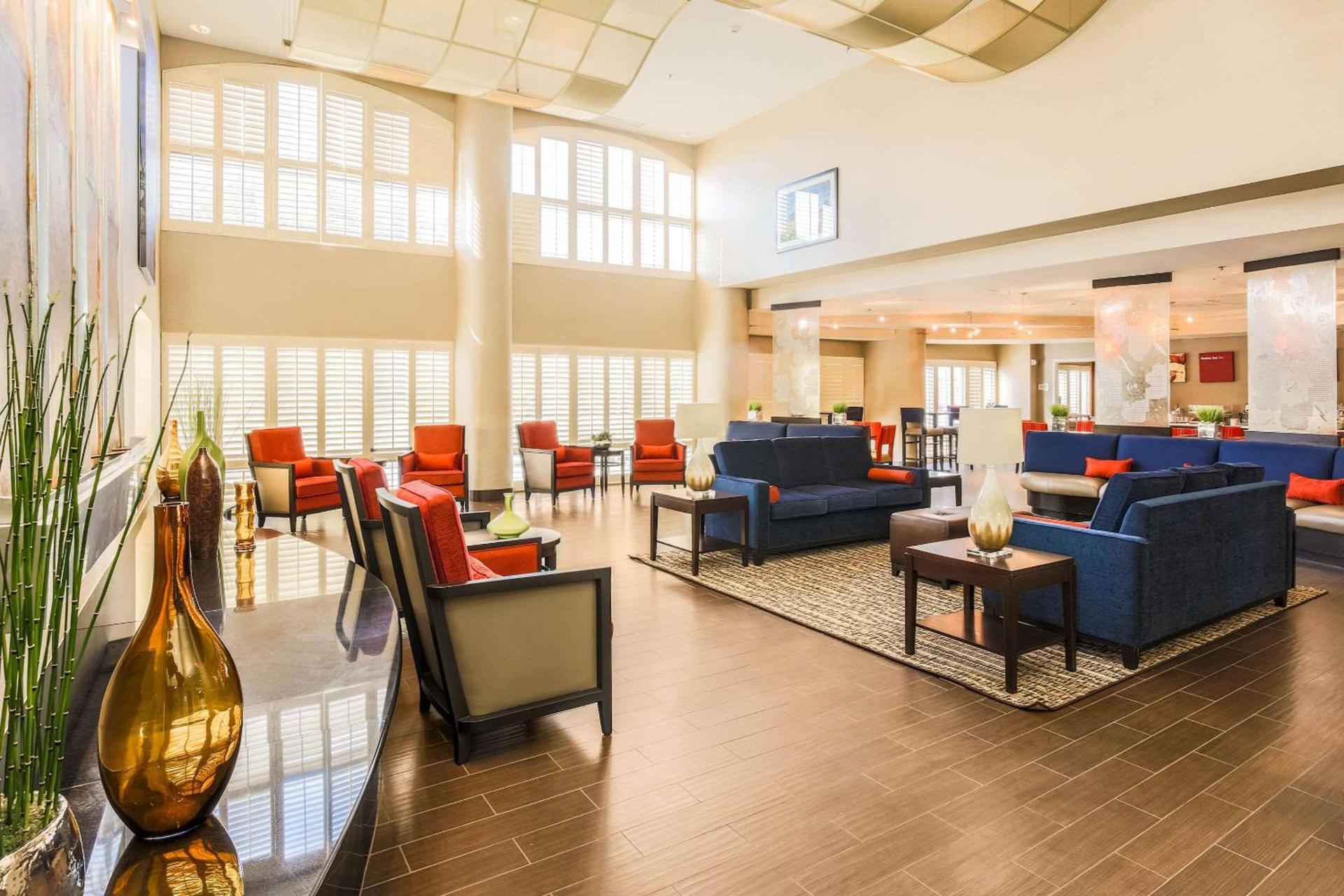 Comfort Suites DFW N-Grapevine photo 4