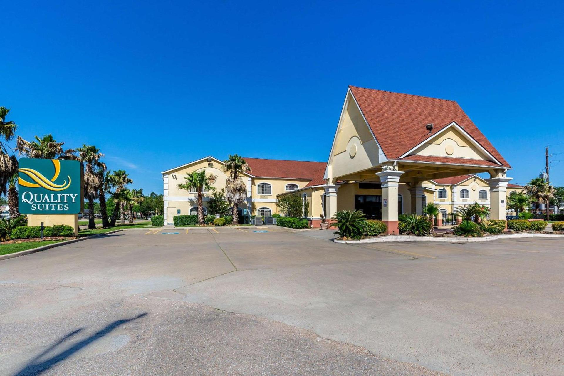 Studio 6 Suites Houston, TX - Spring photo 1