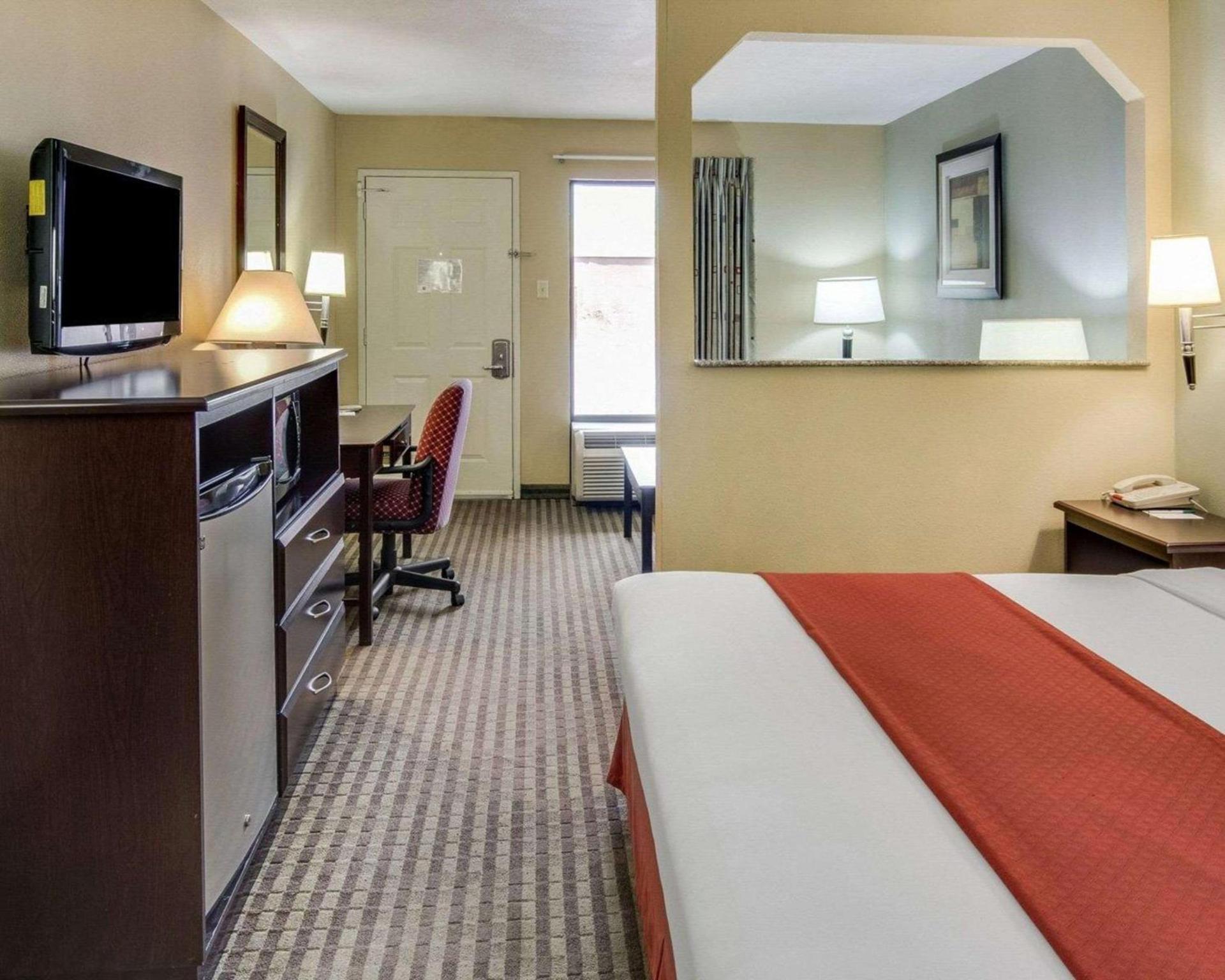 Quality Inn Mt Pleasant photo 5