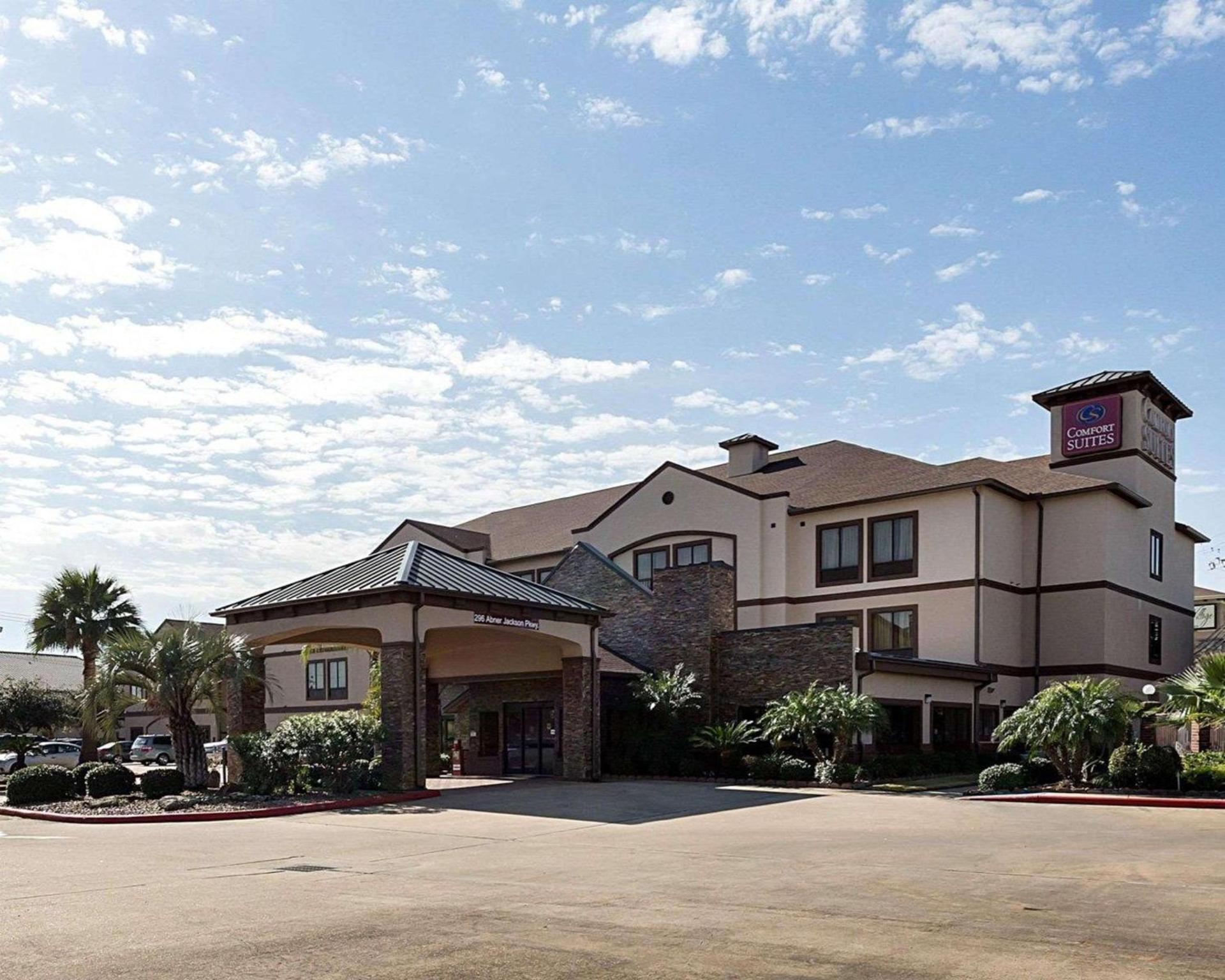 Comfort Suites Lake Jackson Clute photo 3