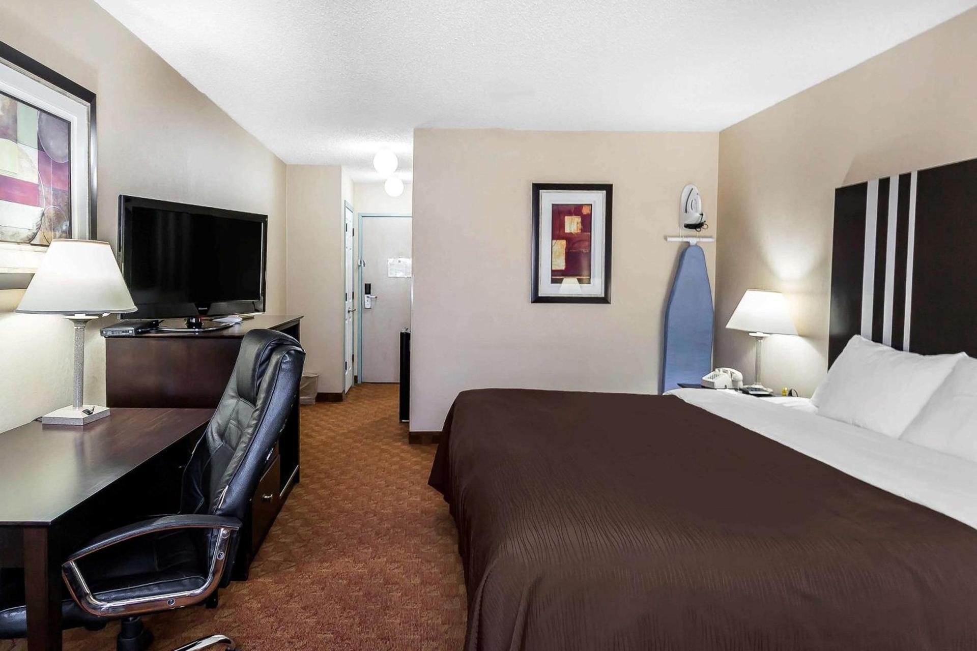 Quality Inn Dumas photo 12