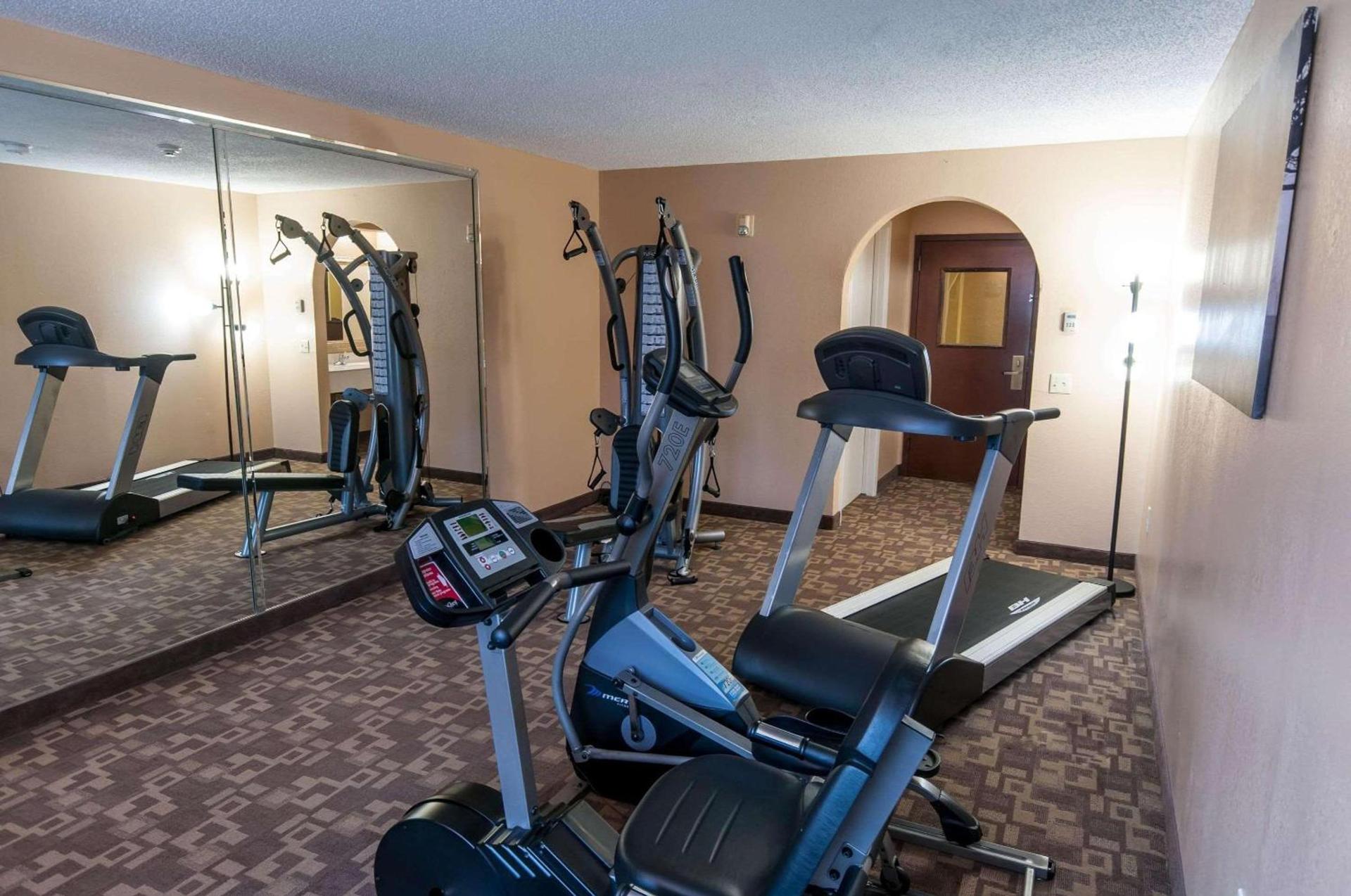 Comfort Inn North Conroe photo 31