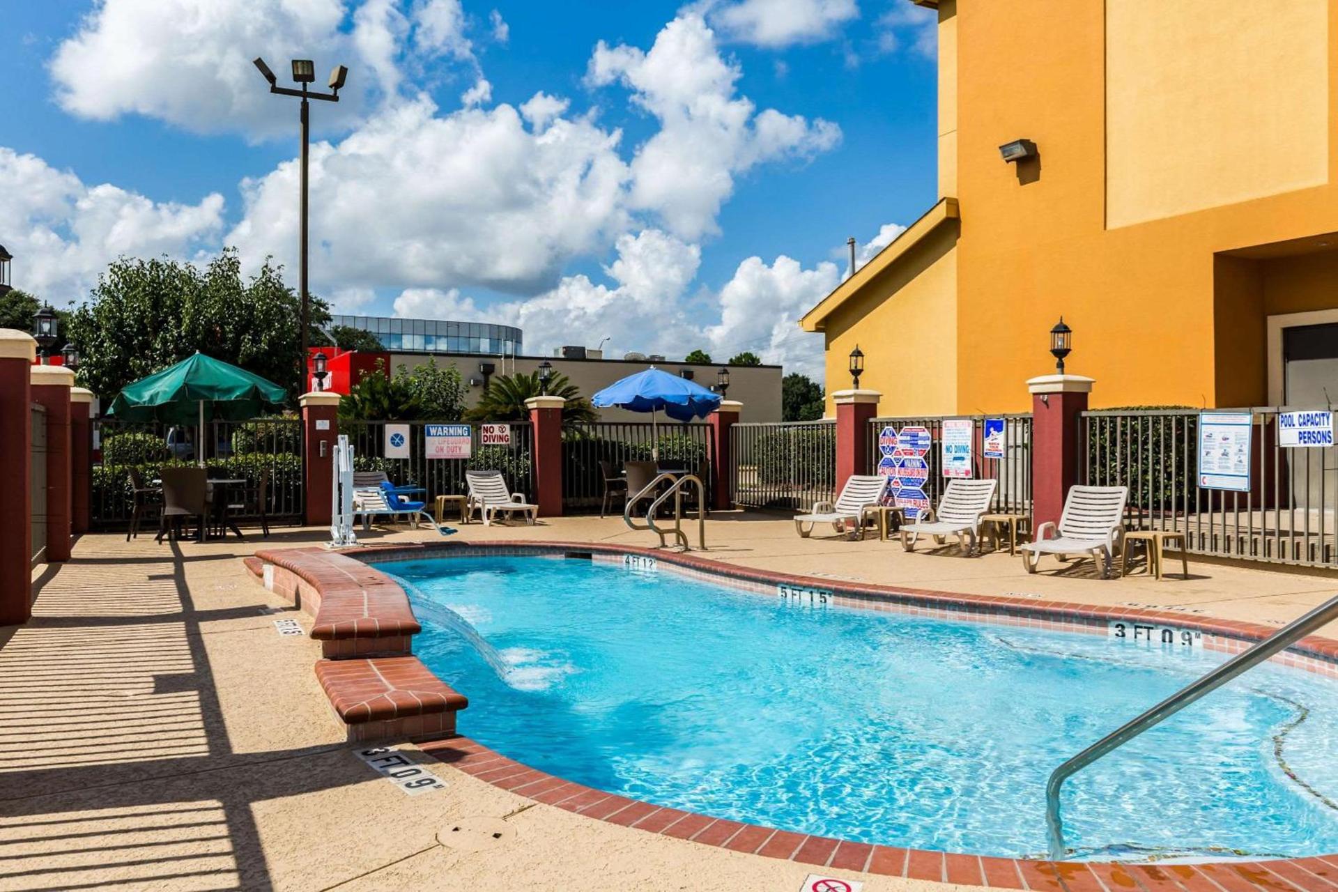 Comfort Suites Westchase Houston Energy Corridor photo 14