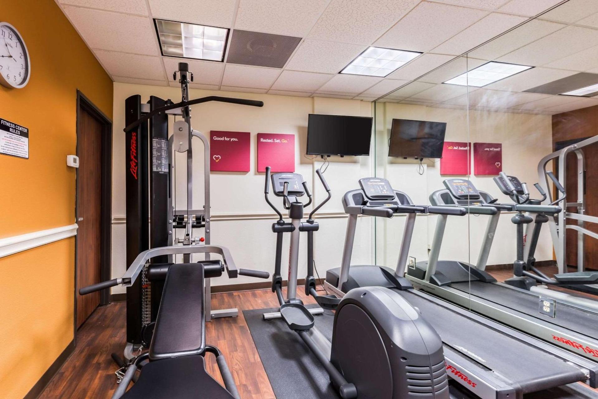 Comfort Suites Westchase Houston Energy Corridor photo 16