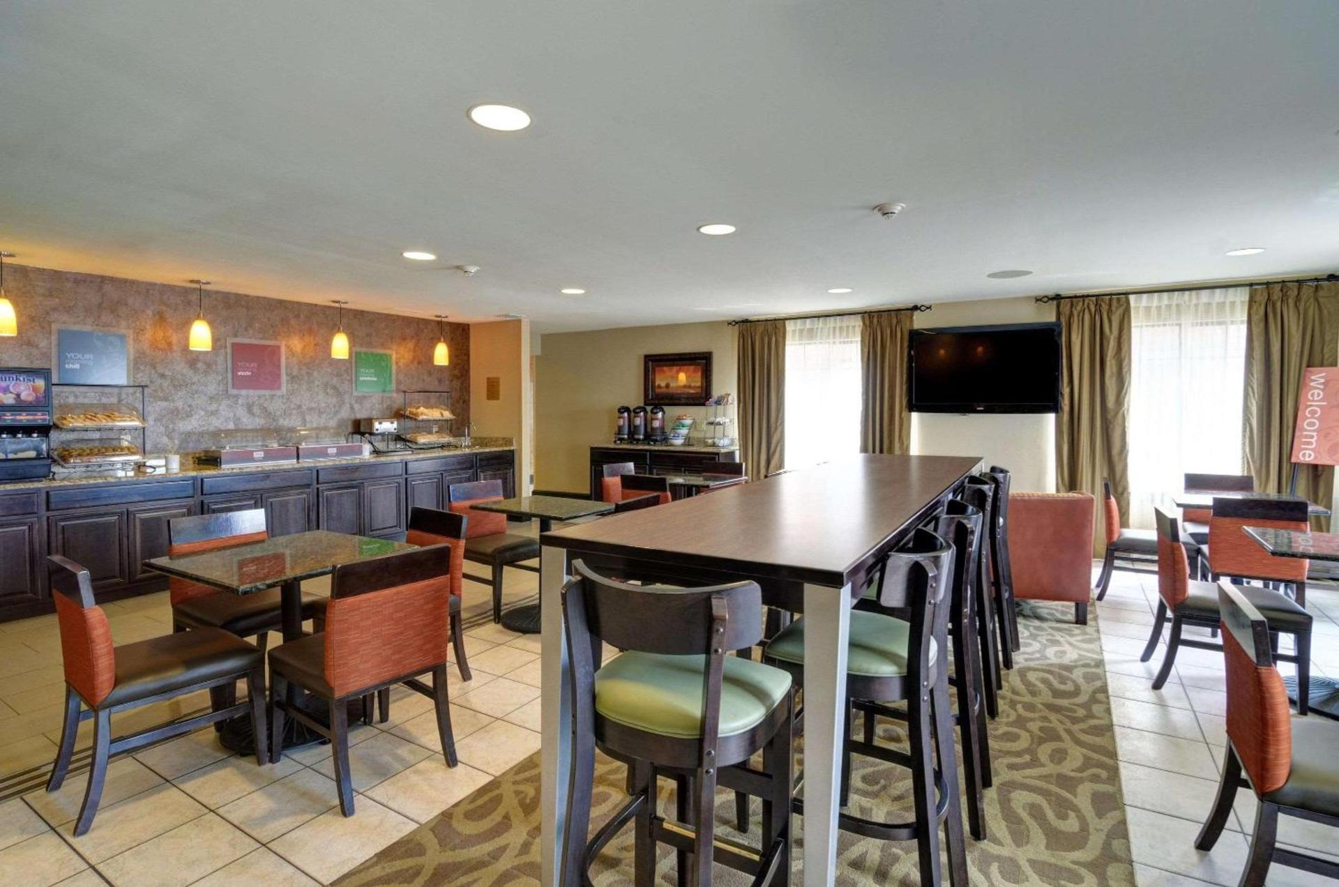 Comfort Inn & Suites Amarillo West Near Medical Center photo 36