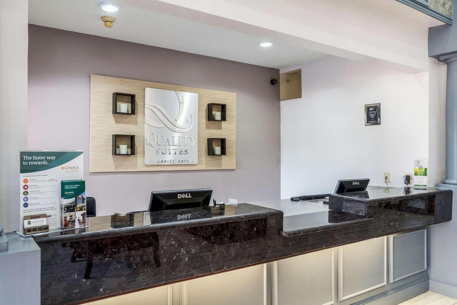 Quality Suites Burleson - Ft Worth photo 6