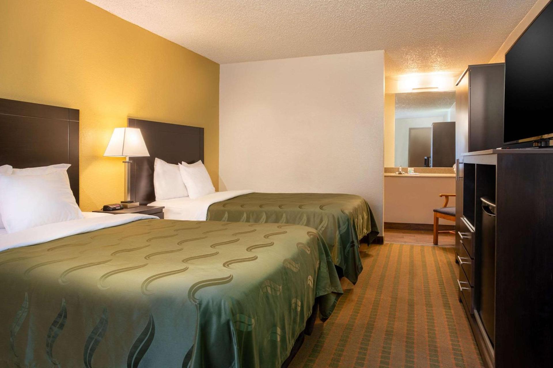 Quality Inn at Arlington Highlands photo 13