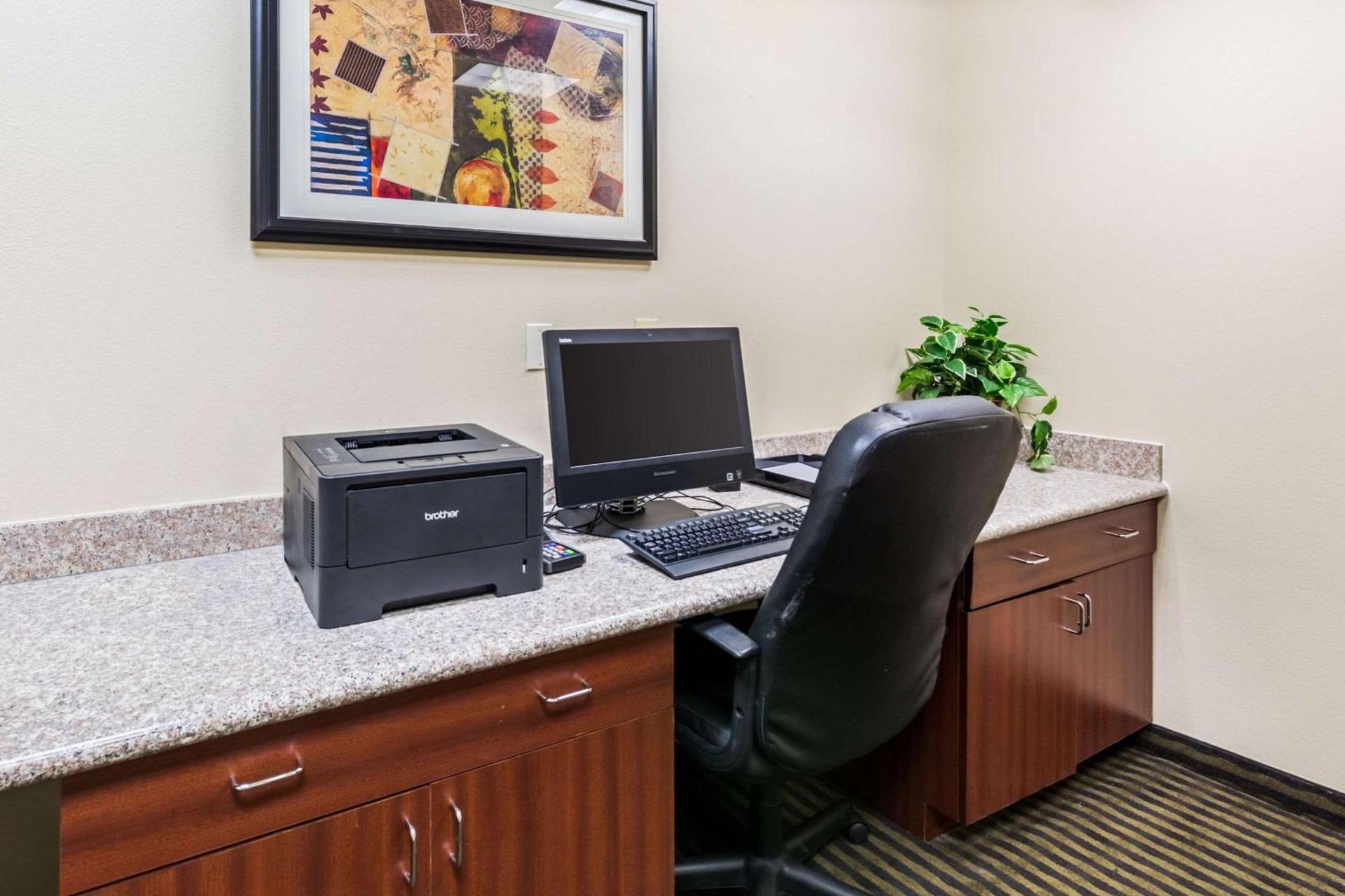 Comfort Suites Westchase Houston Energy Corridor photo 17