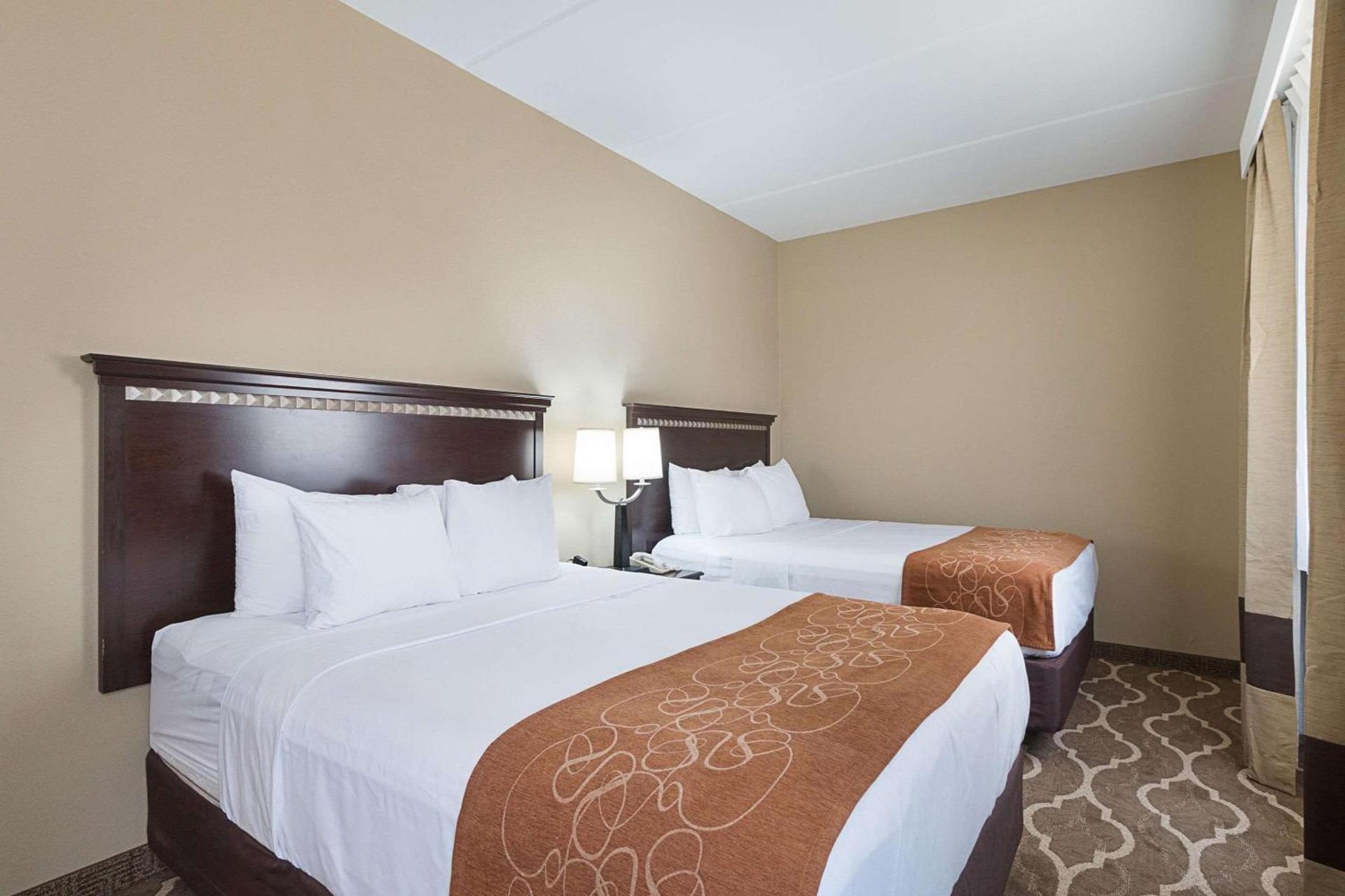 Comfort Suites Beachside photo 25