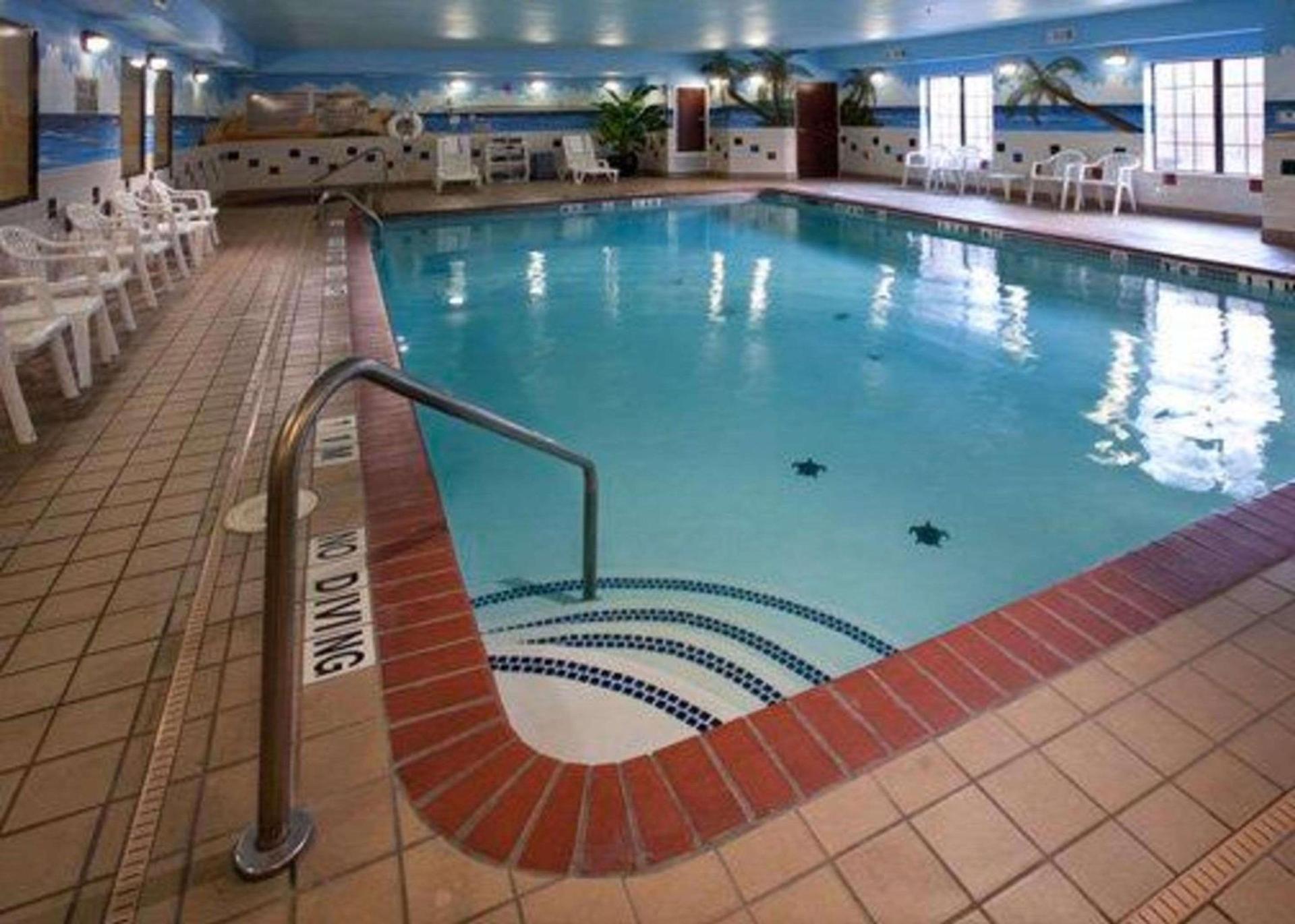 Quality Inn & Suites Near University photo 3