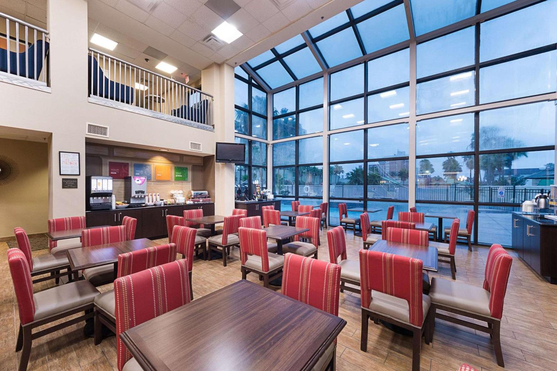 Comfort Suites Beachside photo 45