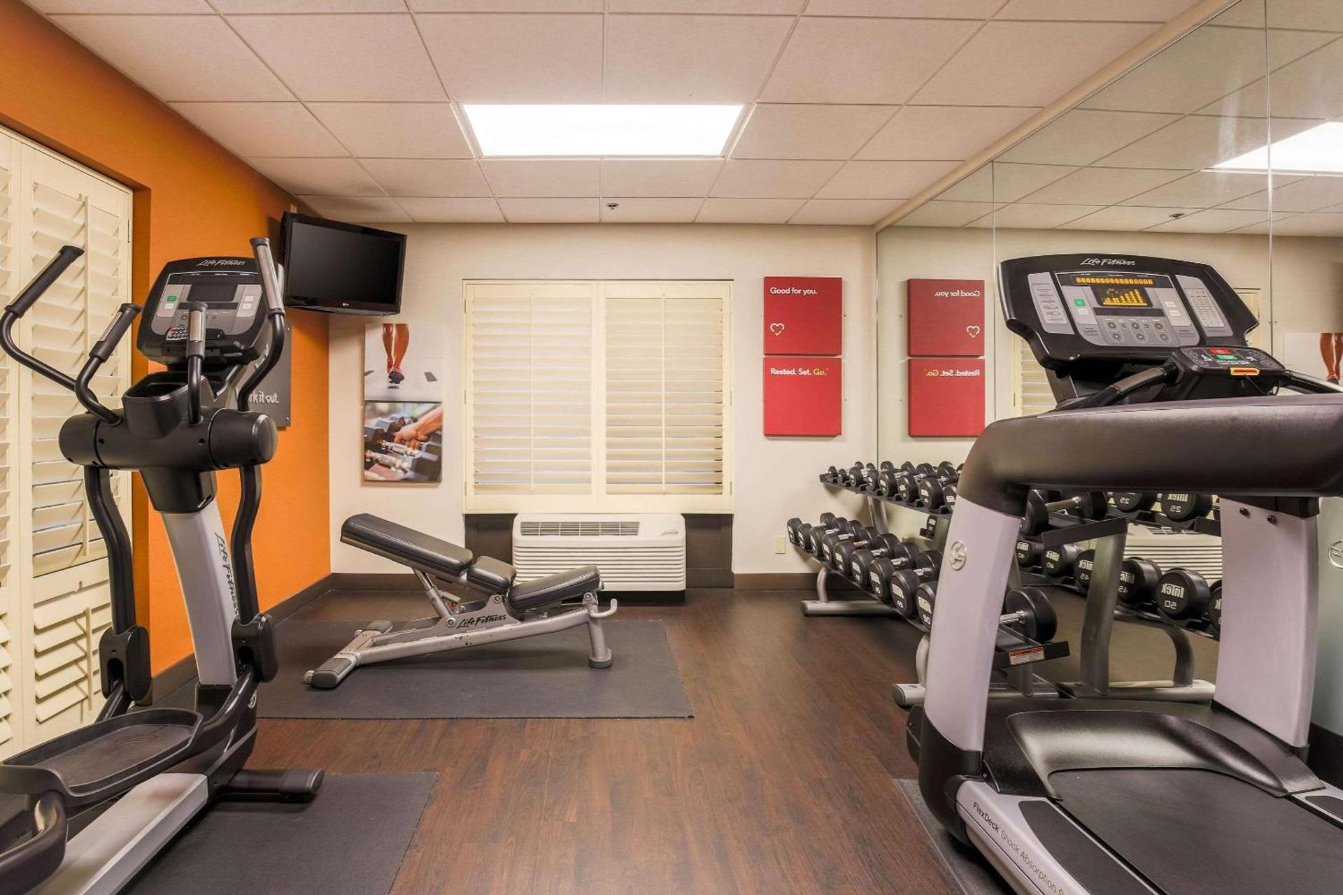 Comfort Suites DFW N-Grapevine photo 13