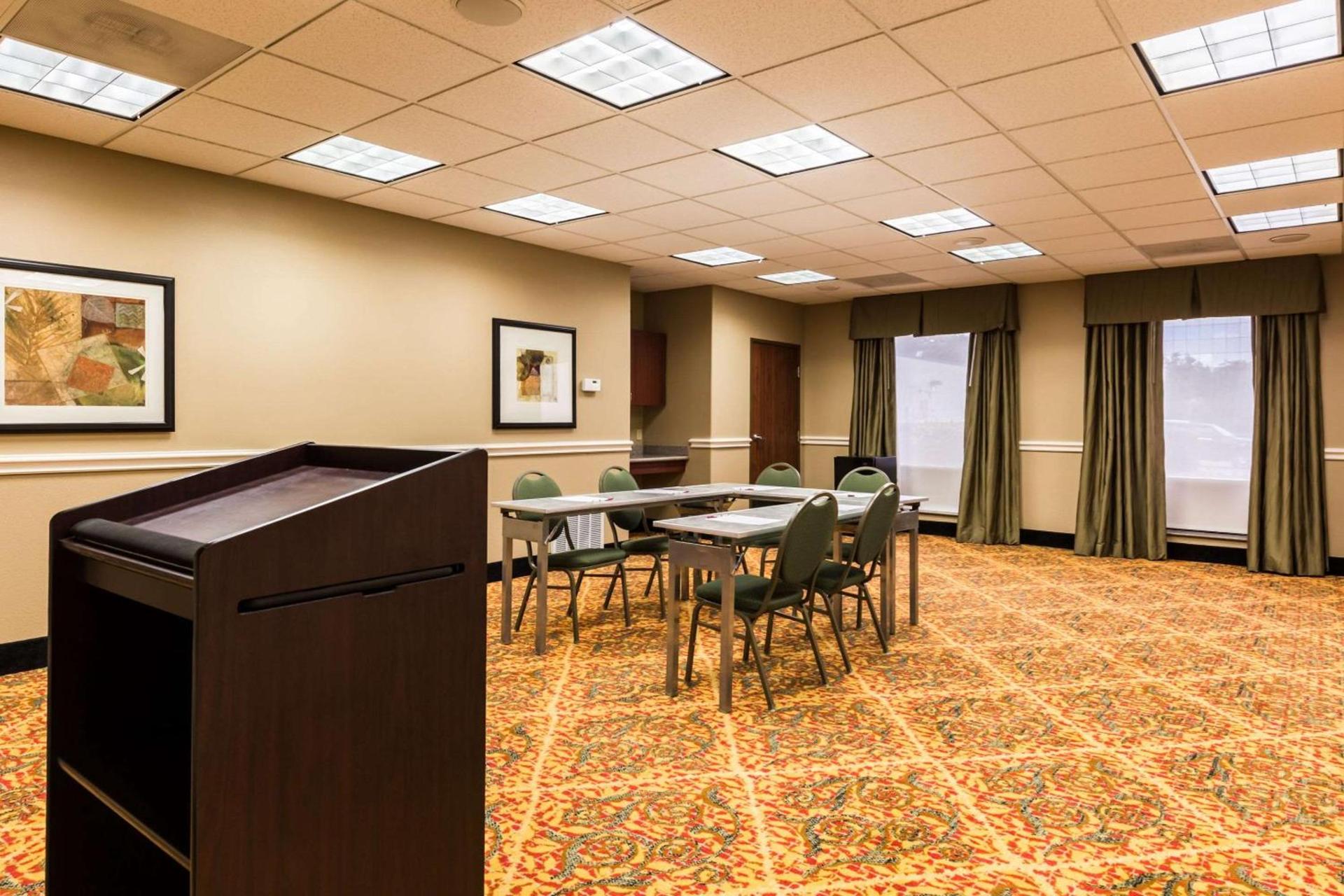 Comfort Suites Westchase Houston Energy Corridor photo 19