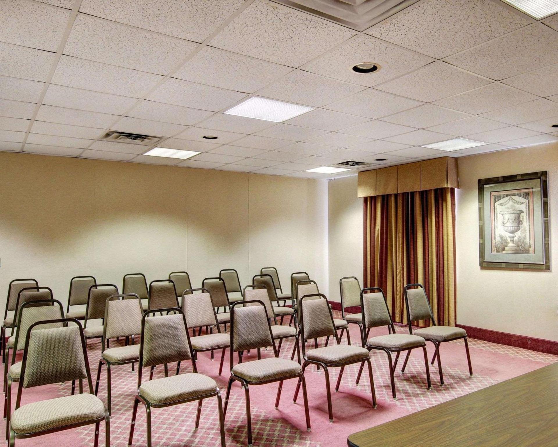 FairBridge Inn & Suites Cleburne photo 2
