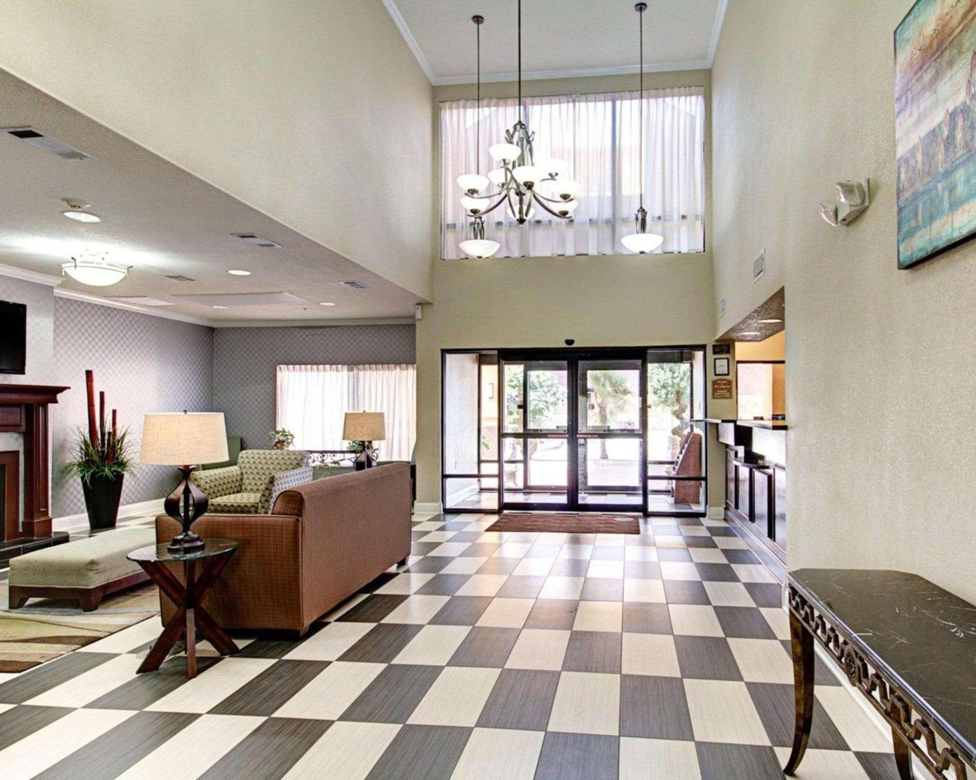 Comfort Inn Corsicana East photo 17