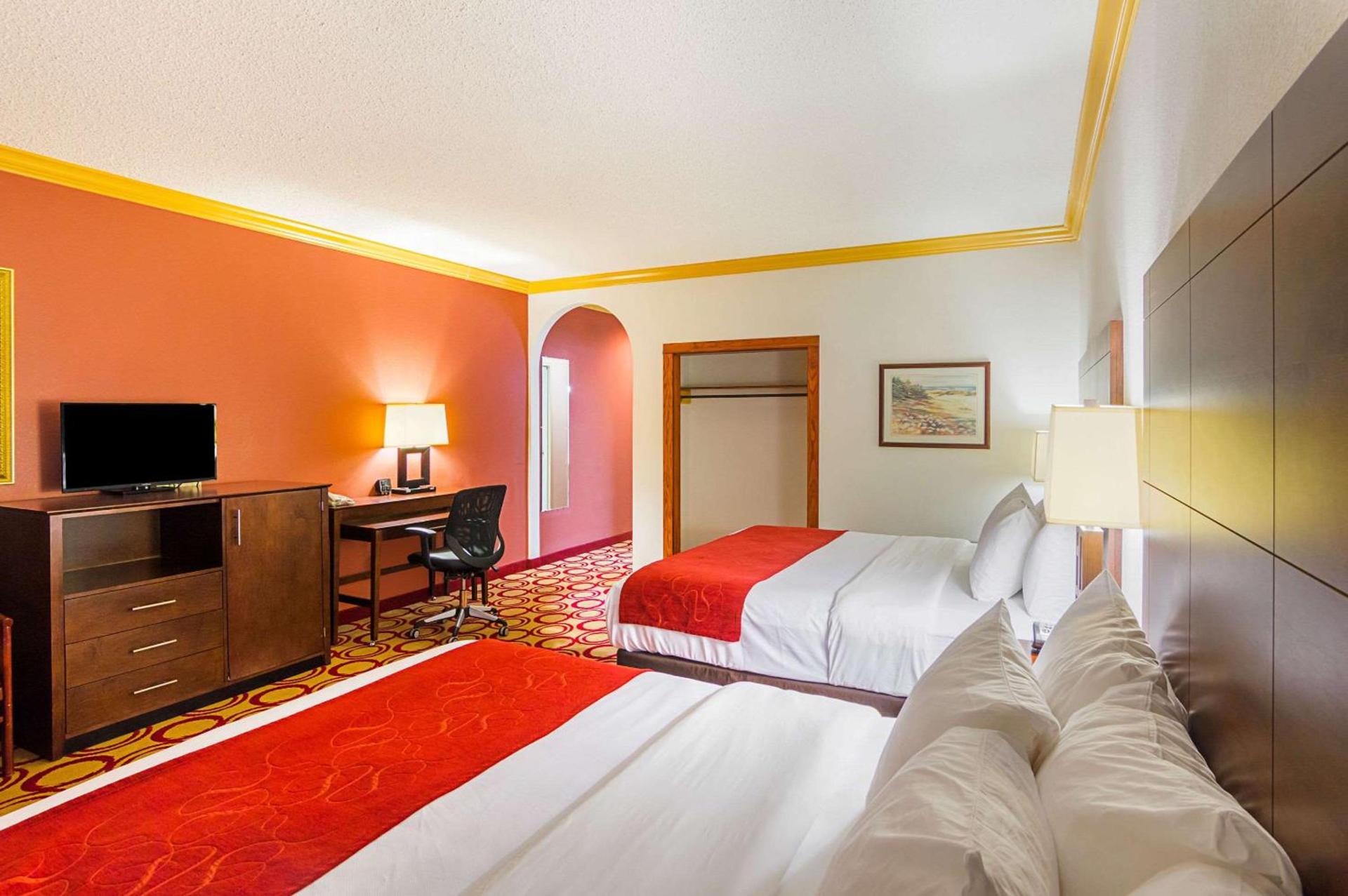 Quality Suites Lubbock Southwest photo 29