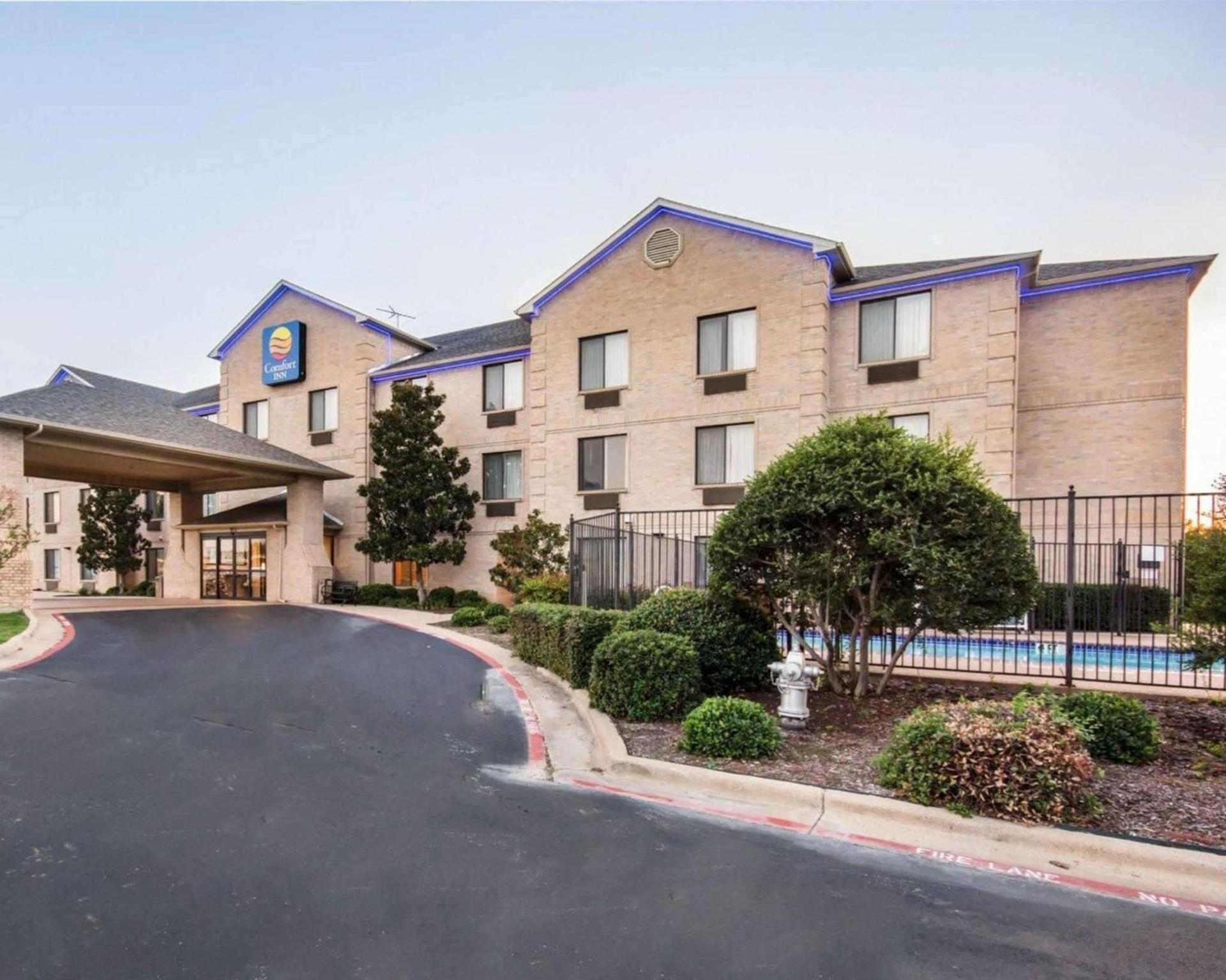 Comfort Inn & Suites Mansfield photo 40