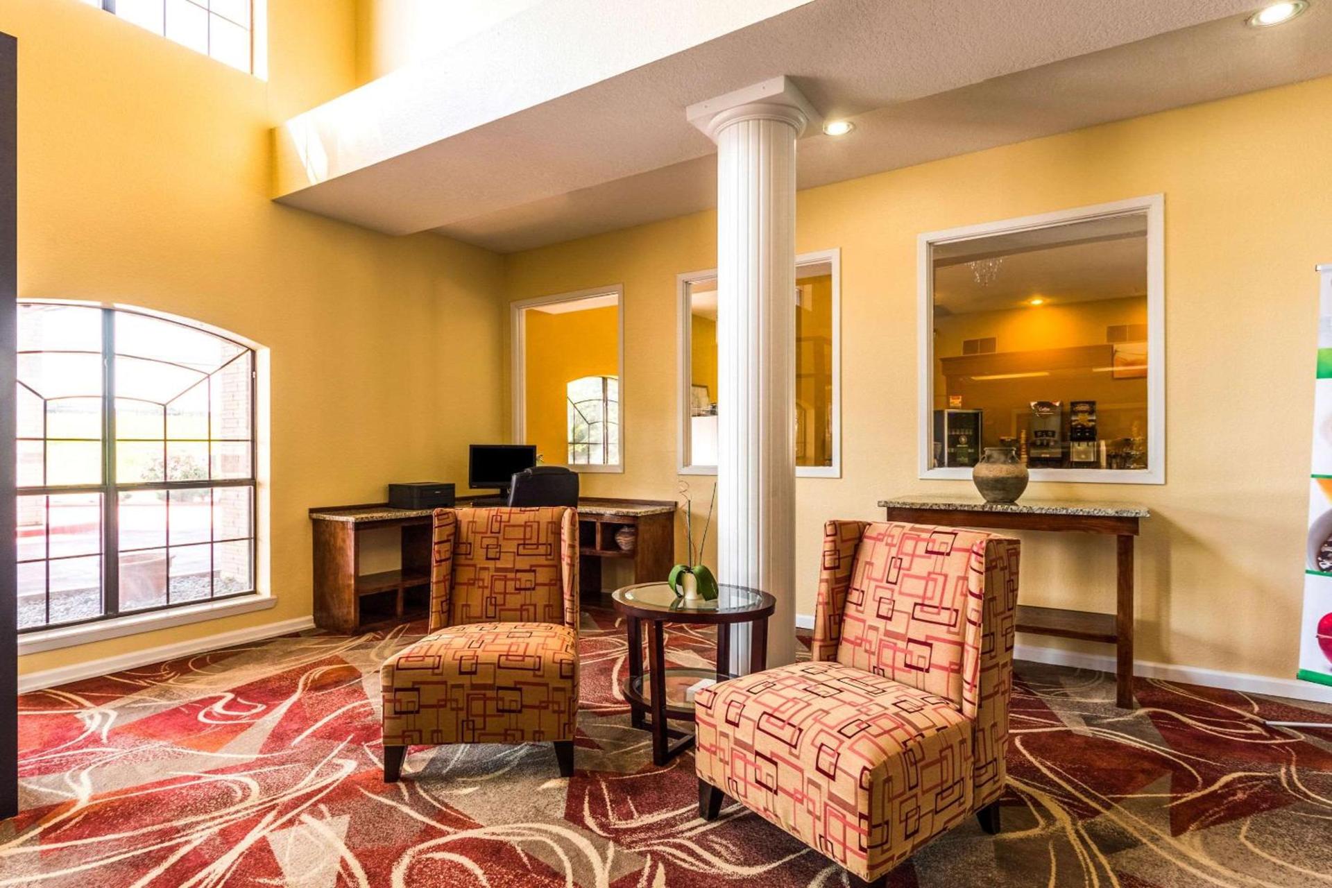 Quality Inn University near Downtown photo 12