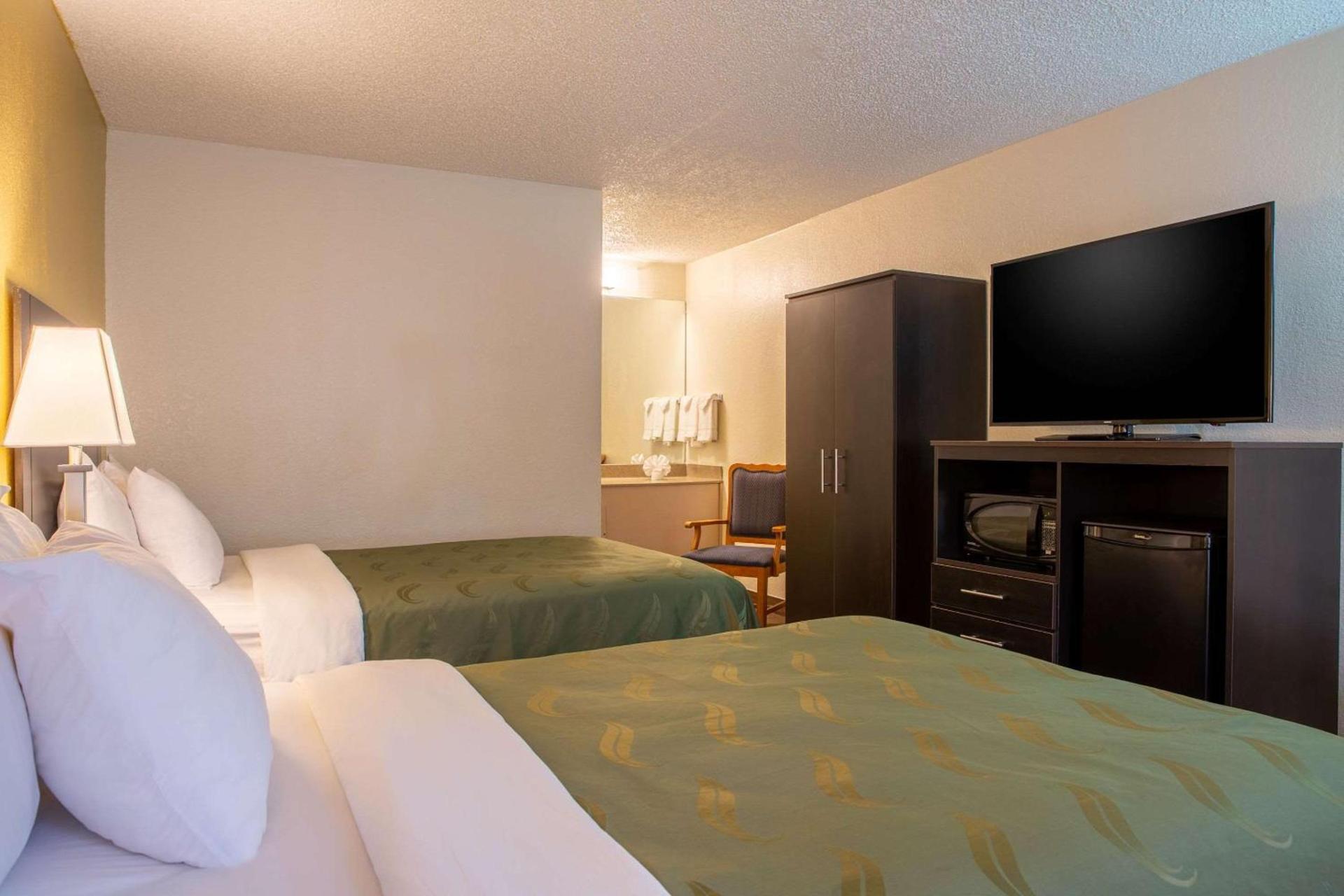 Quality Inn at Arlington Highlands photo 12